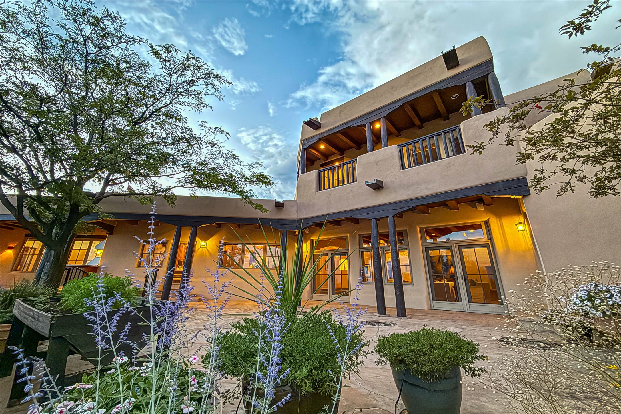 1097 Mansion Ridge Road