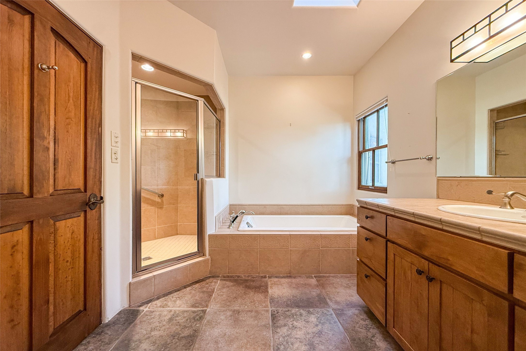 1097 Mansion Ridge Road