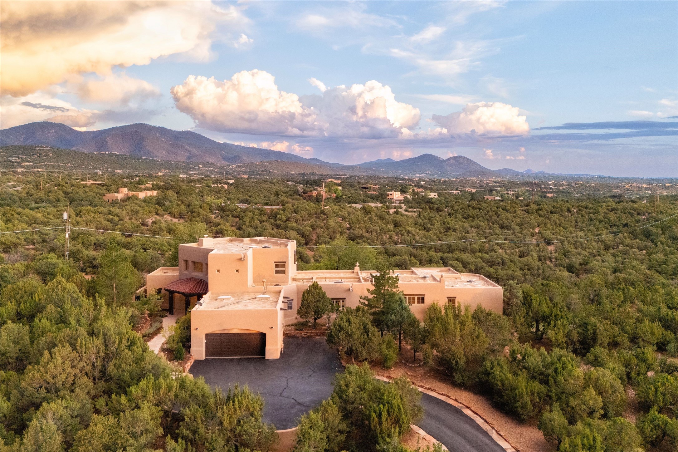 1097 Mansion Ridge Road