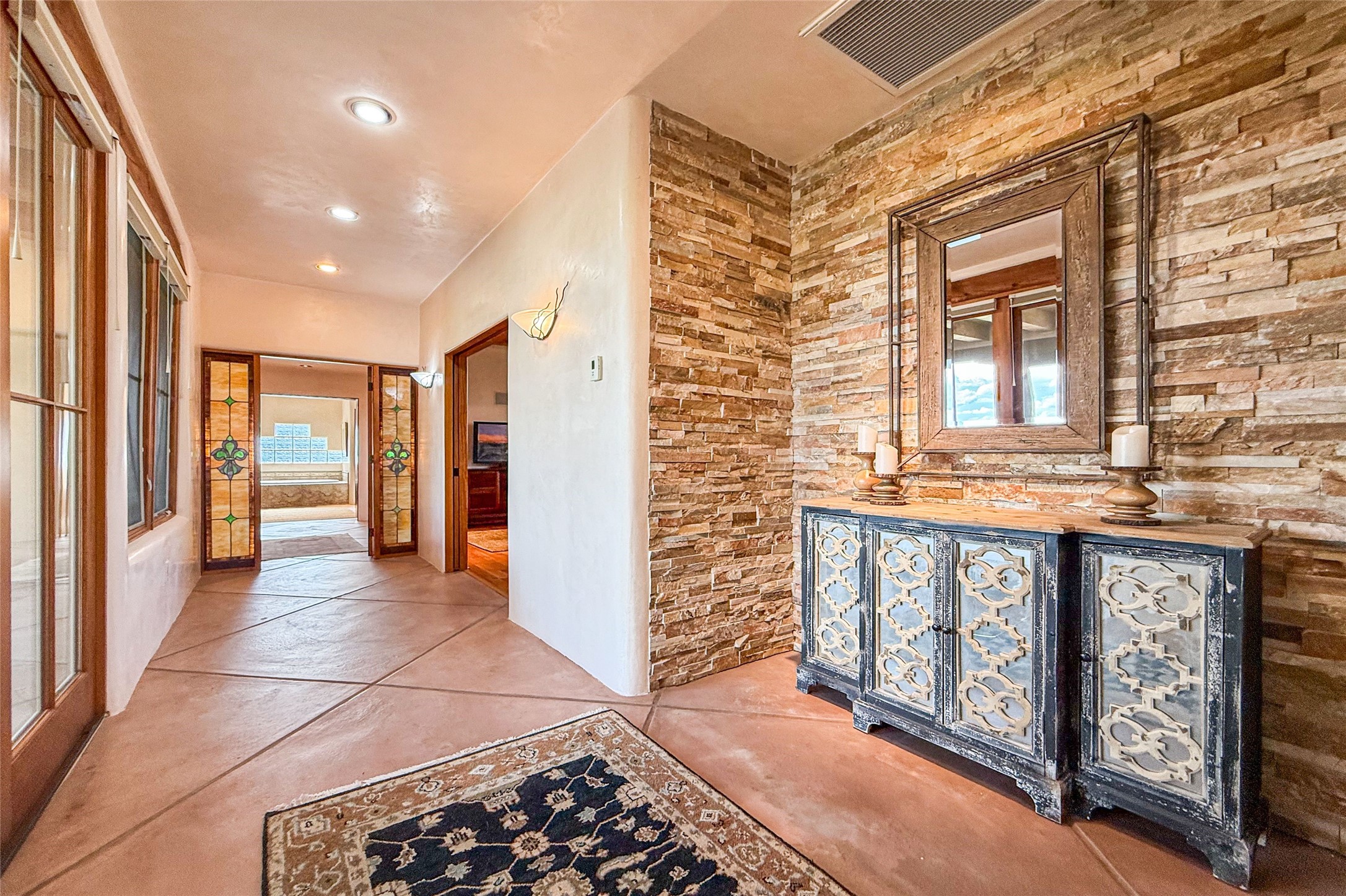 1097 Mansion Ridge Road