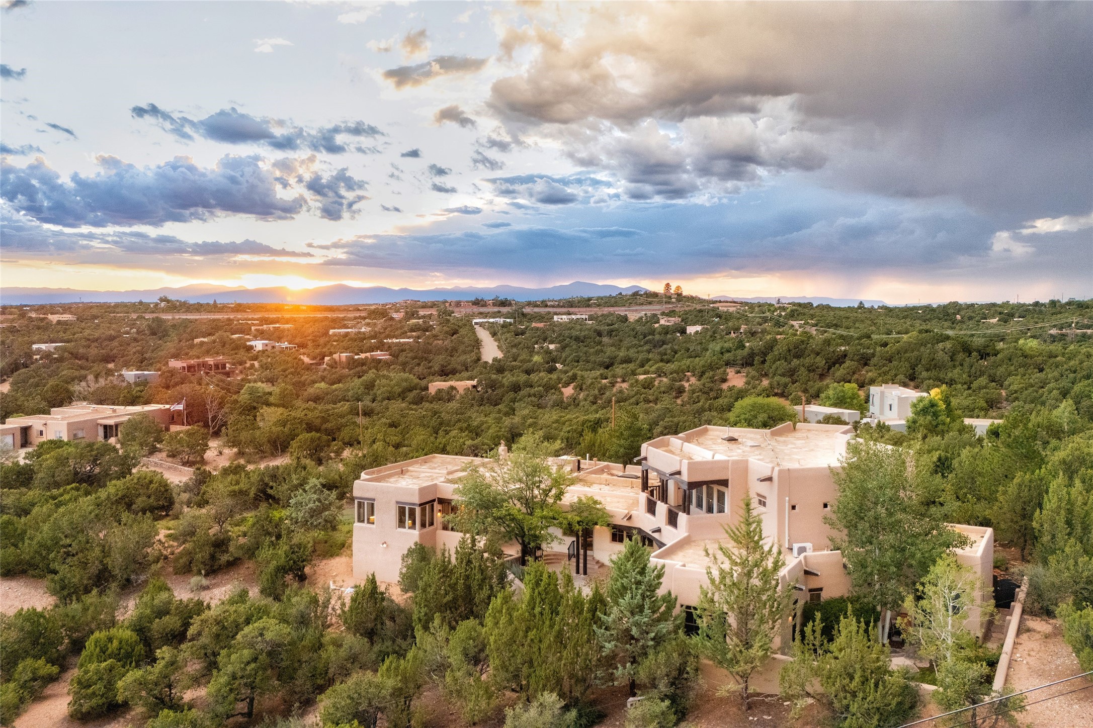 1097 Mansion Ridge Road
