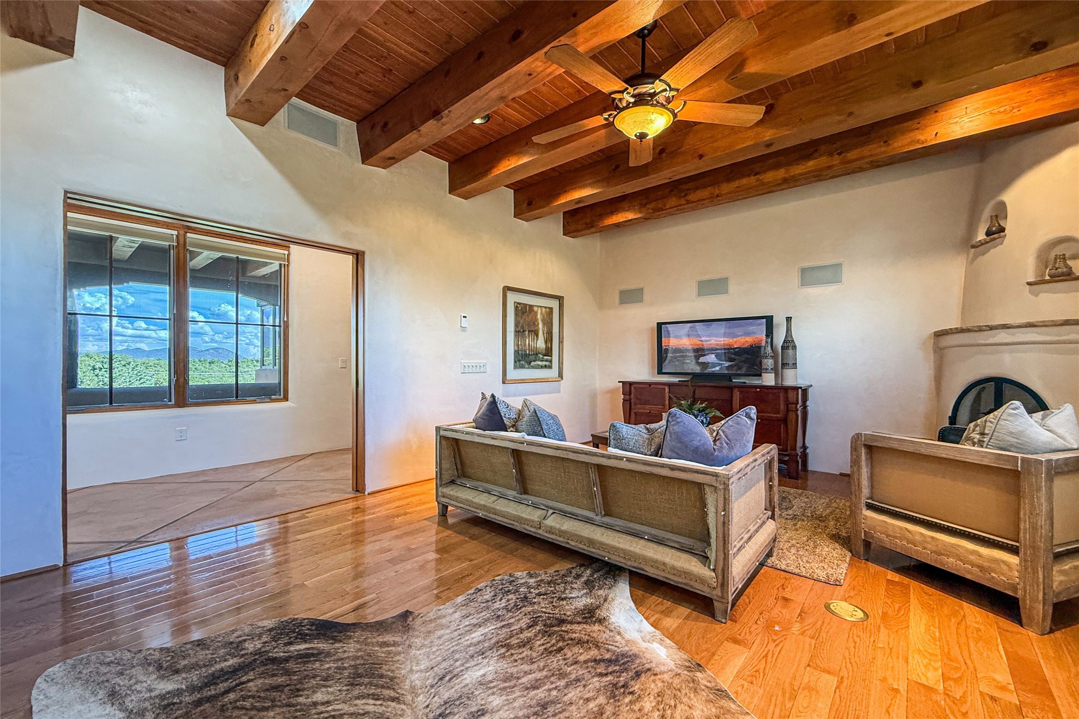 1097 Mansion Ridge Road