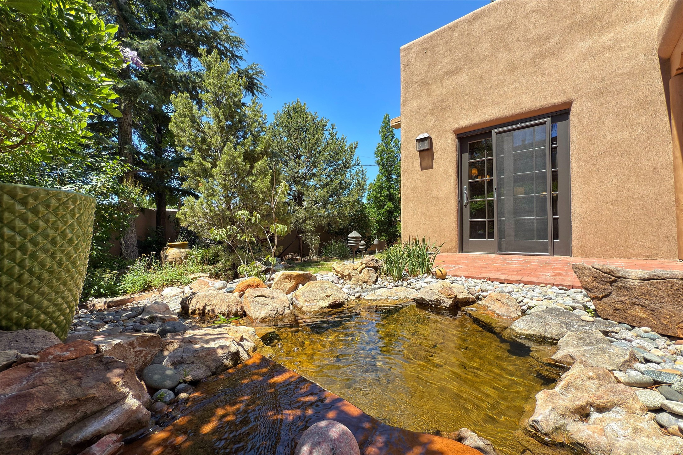 517 Paseo De Peralta