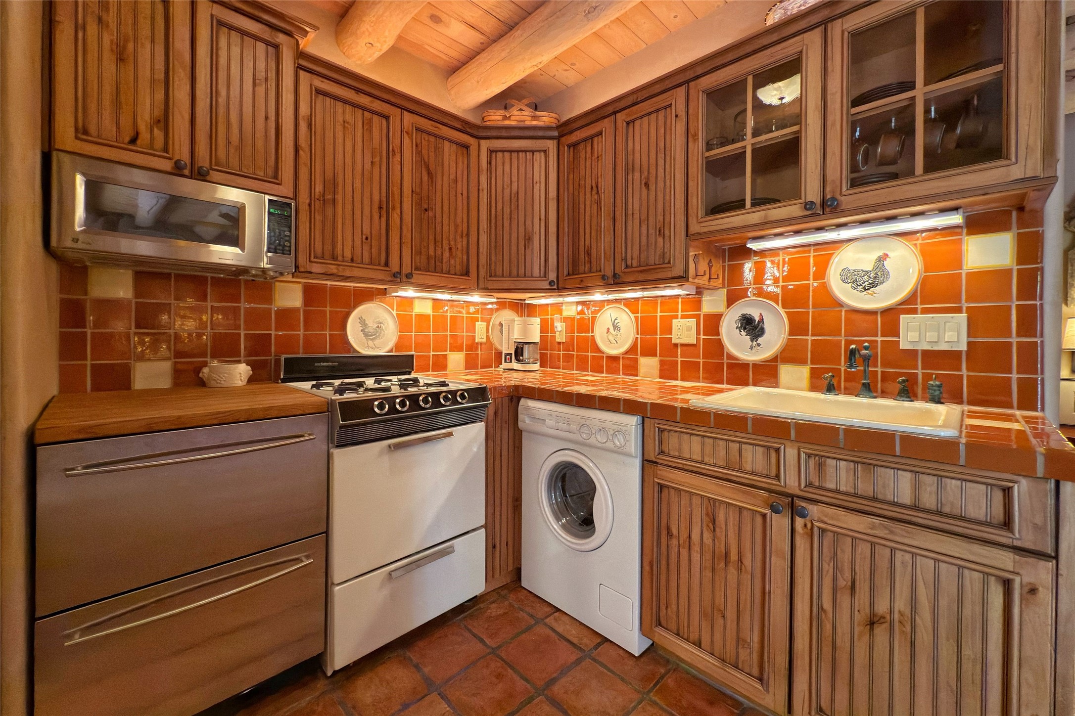 517 Paseo De Peralta