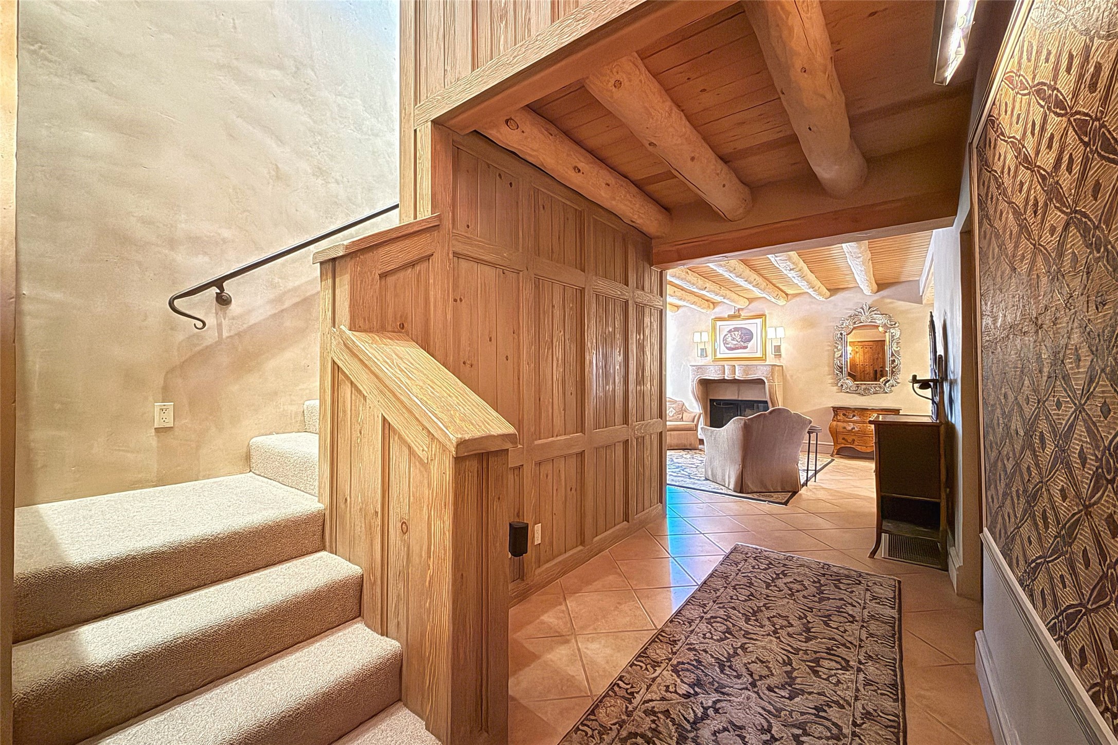 517 Paseo De Peralta