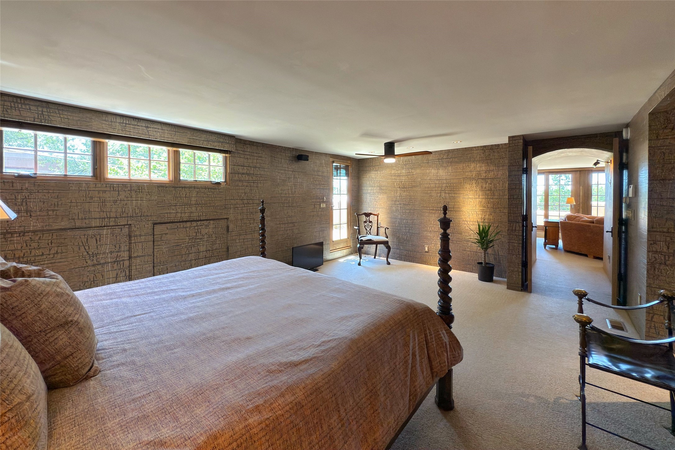 517 Paseo De Peralta