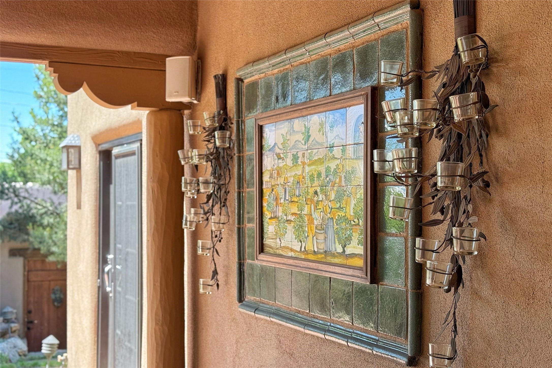 517 Paseo De Peralta