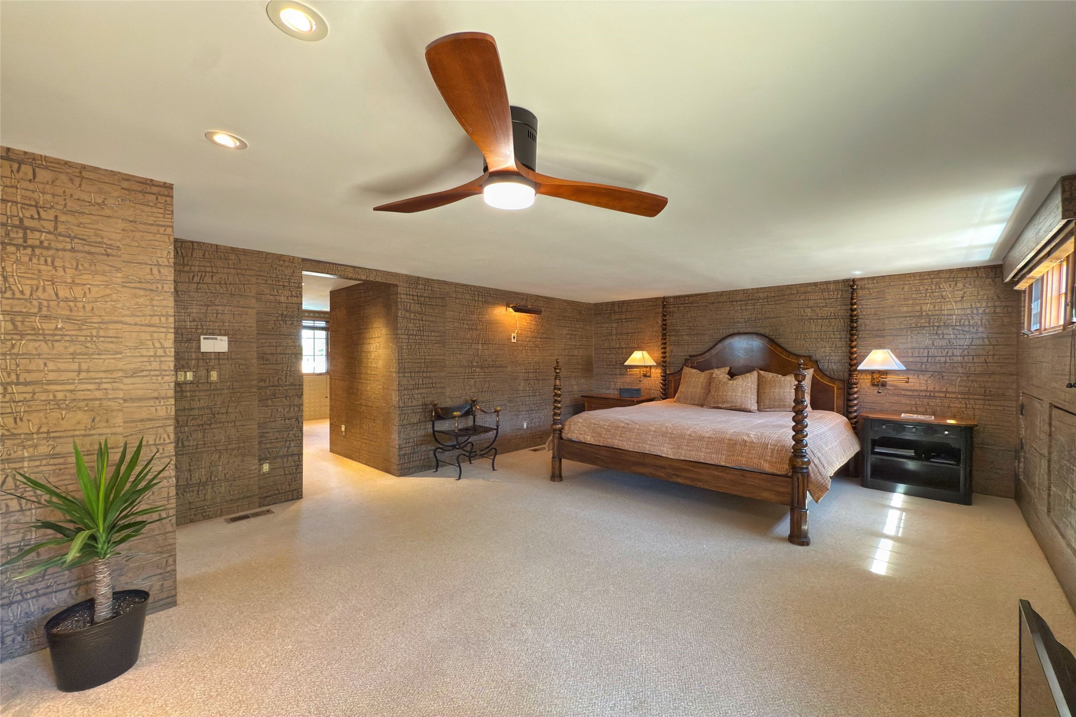 517 Paseo De Peralta