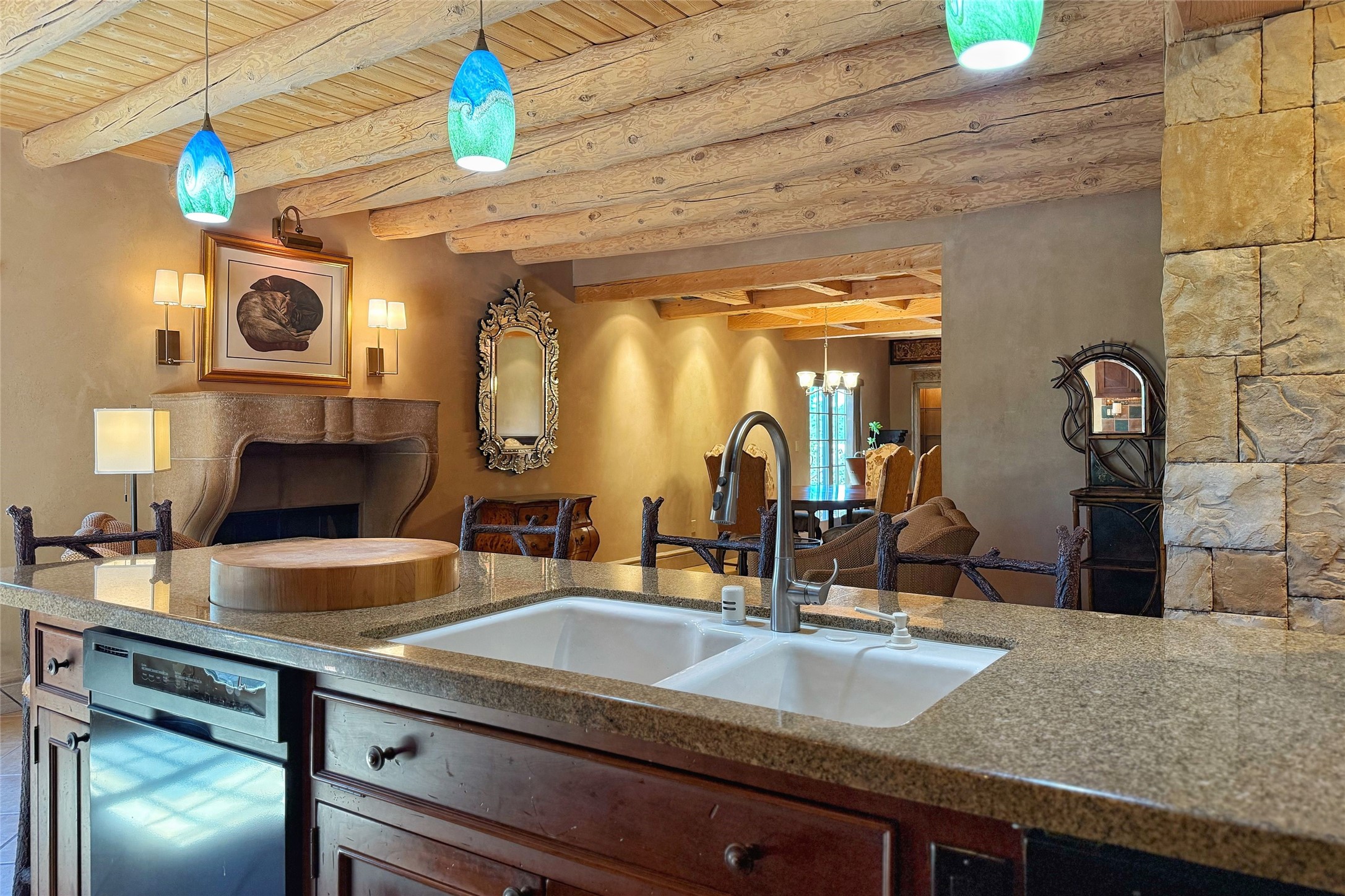 517 Paseo De Peralta