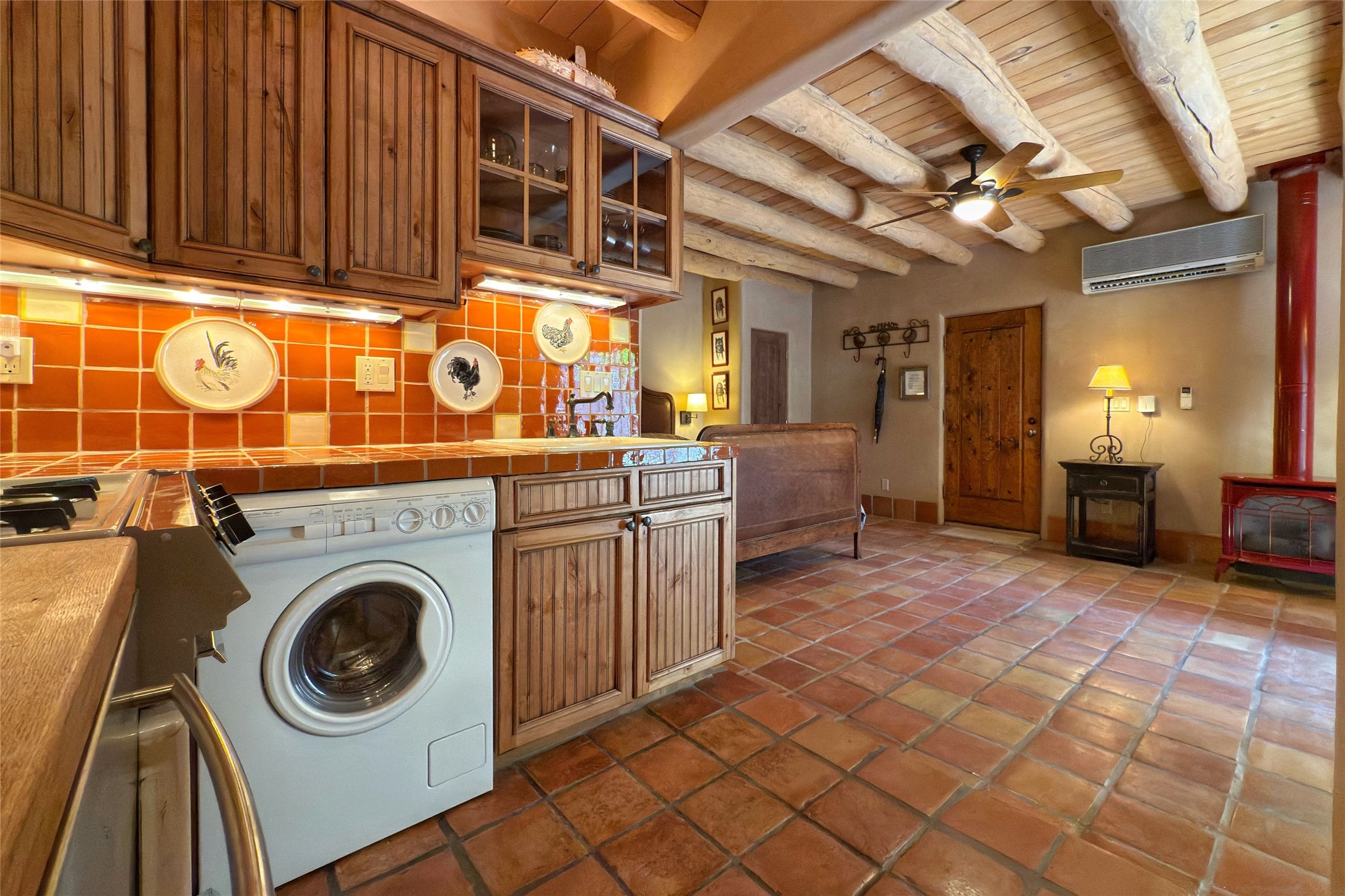 517 Paseo De Peralta