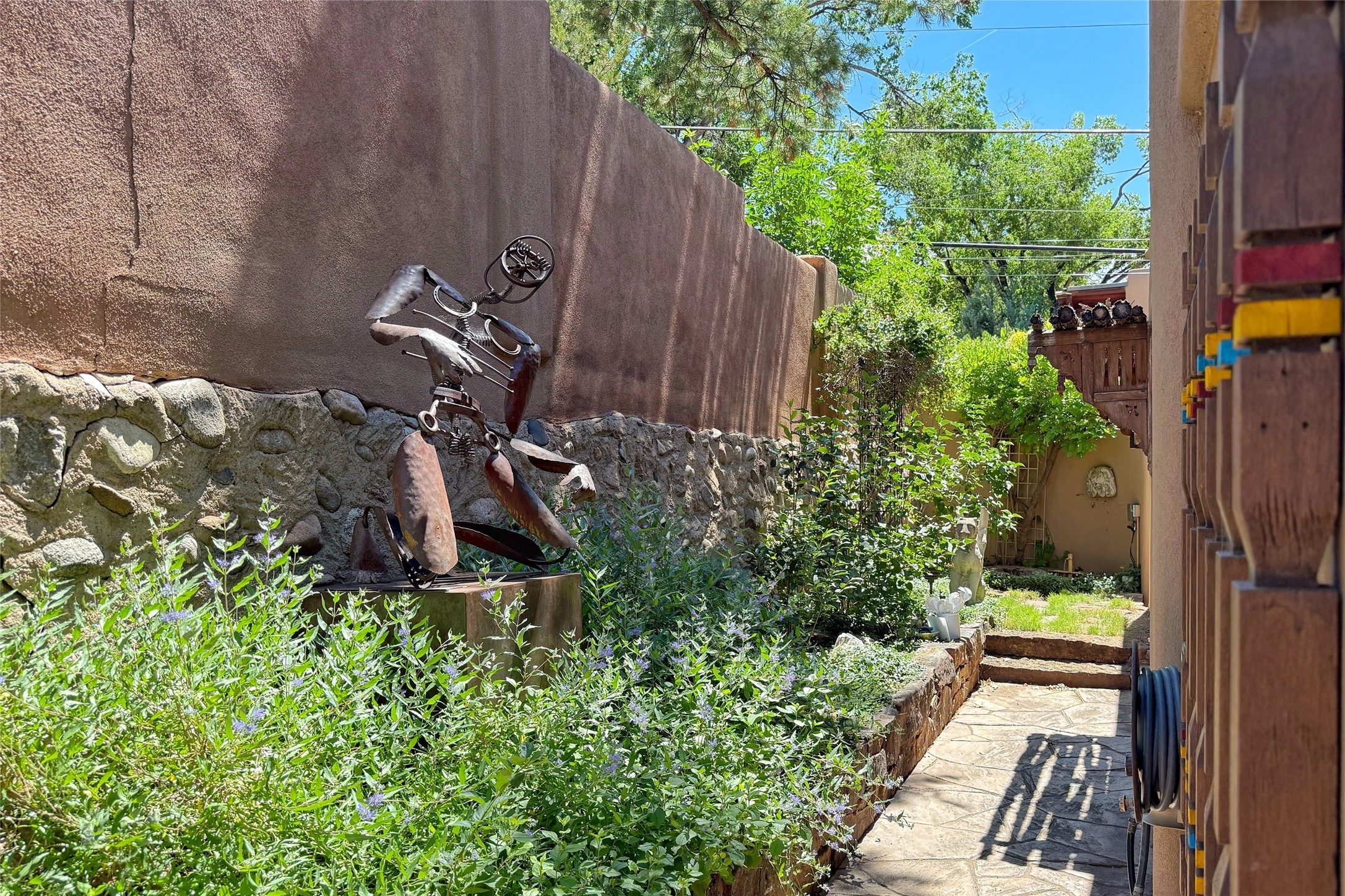 517 Paseo De Peralta