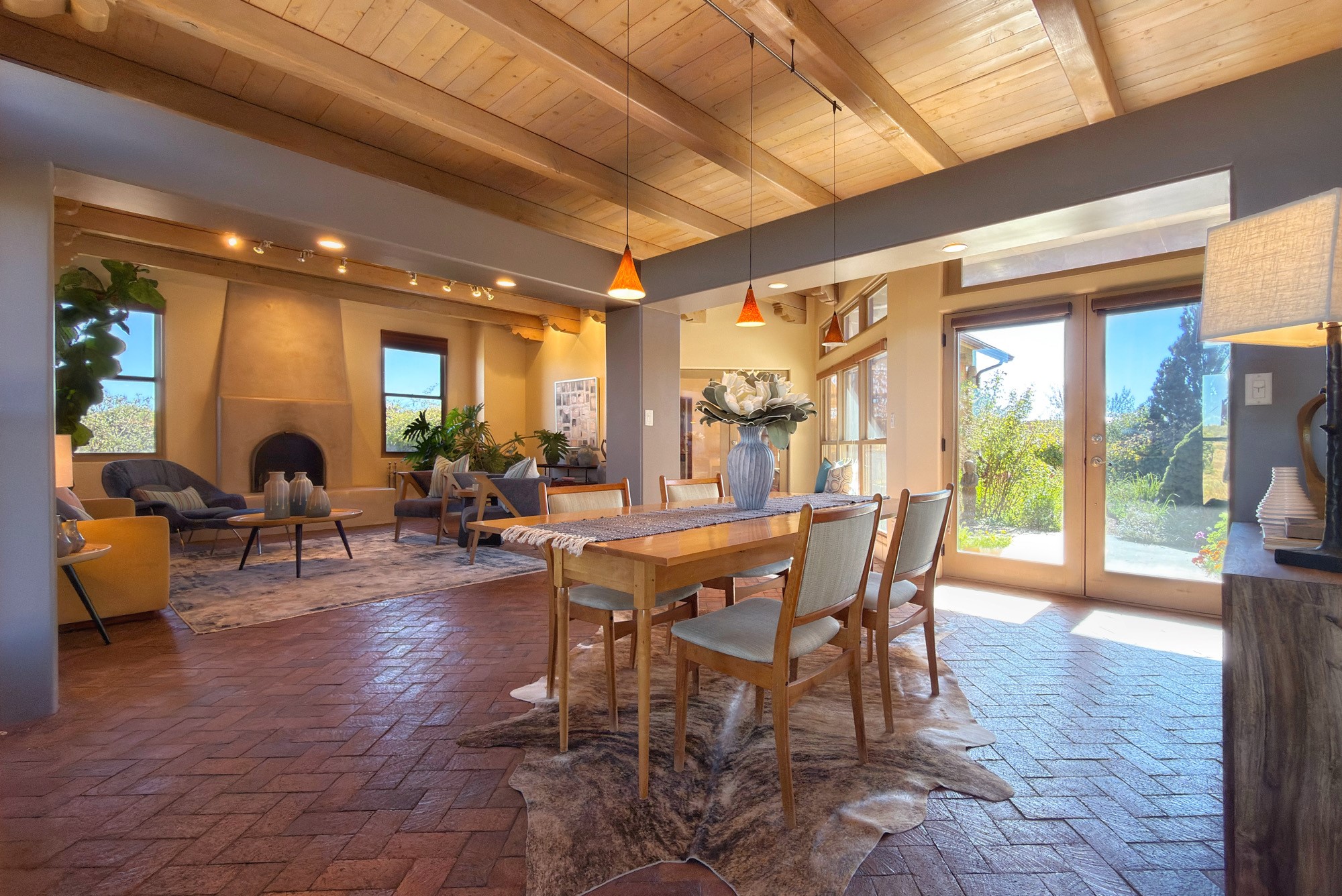 11 N Rancho De Bosque