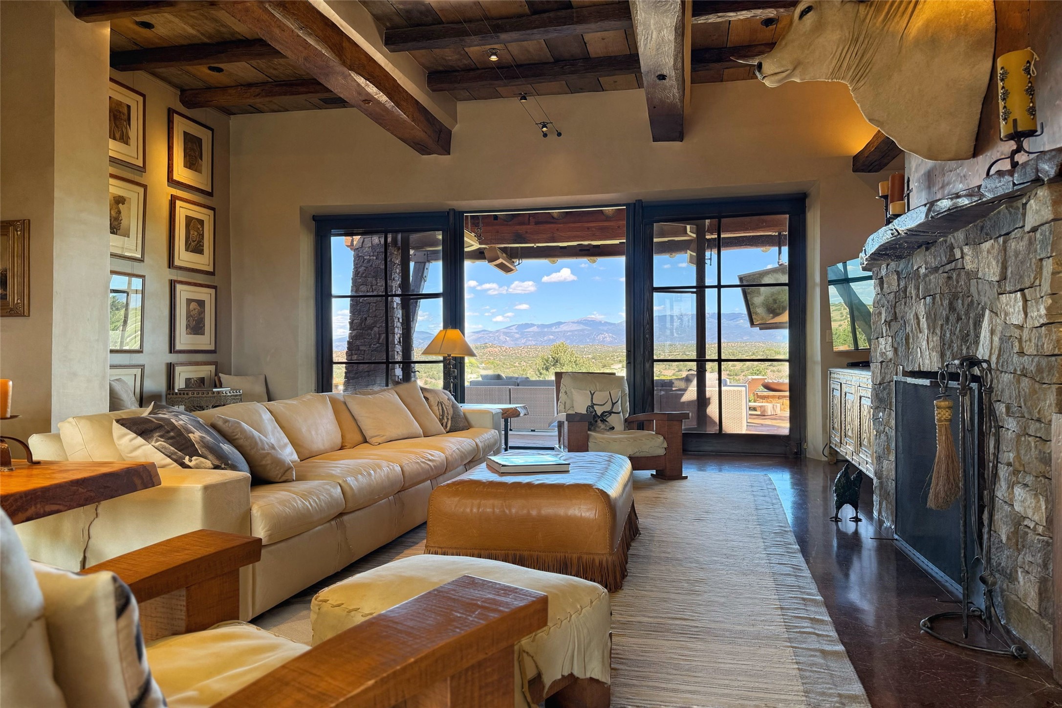 77 Headquarters Trail