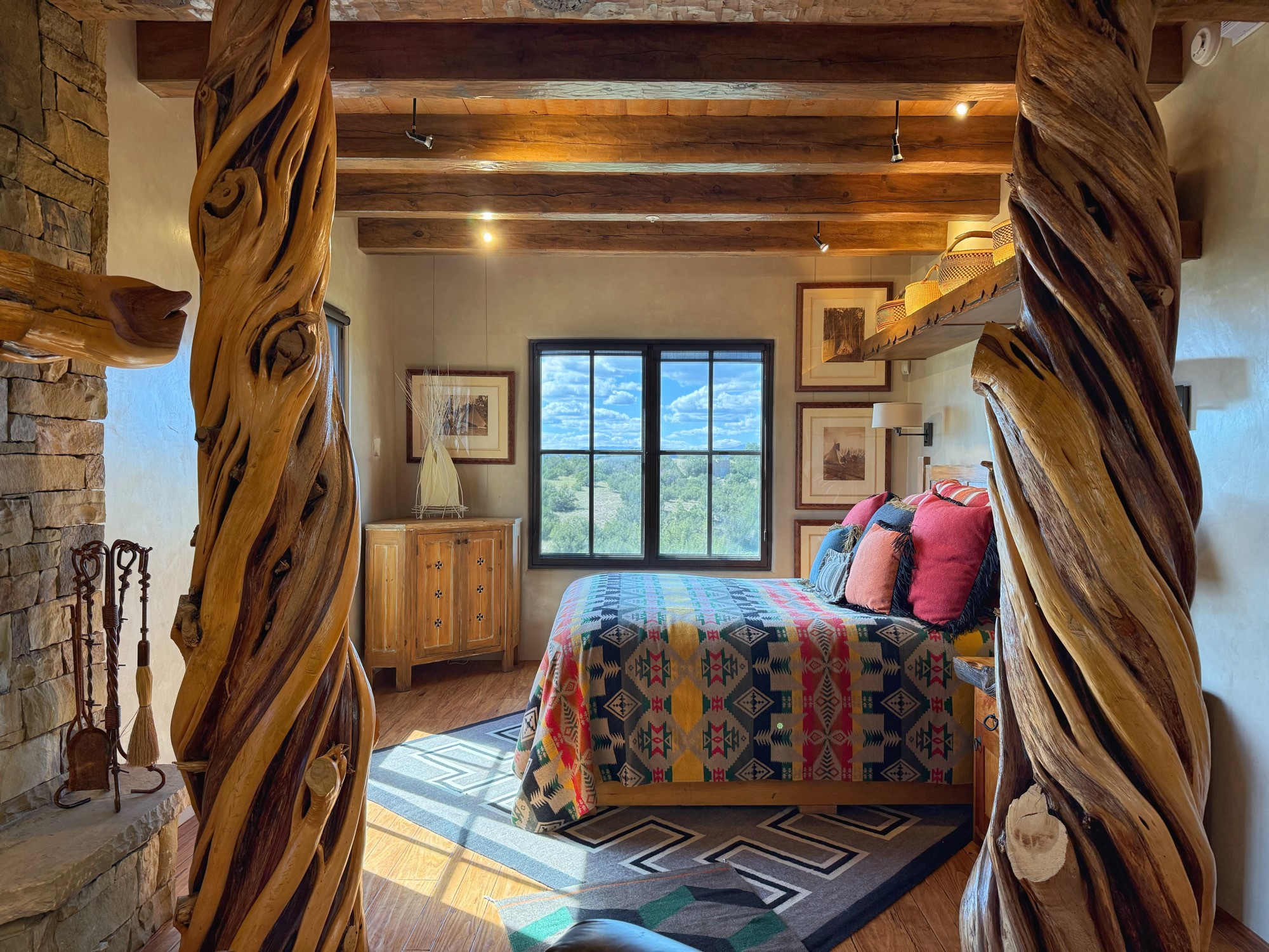 77 Headquarters Trail