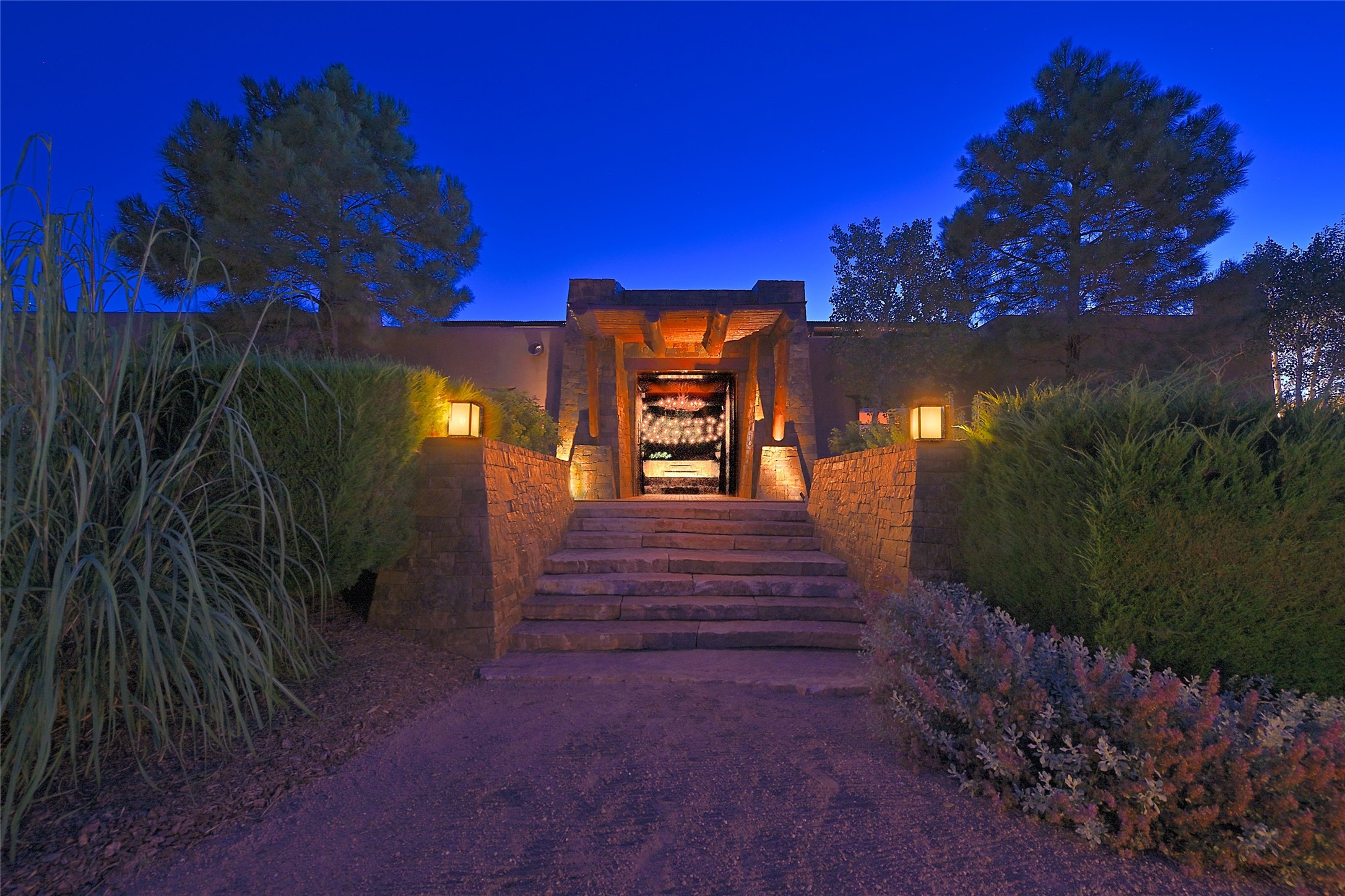 77 Headquarters Trail