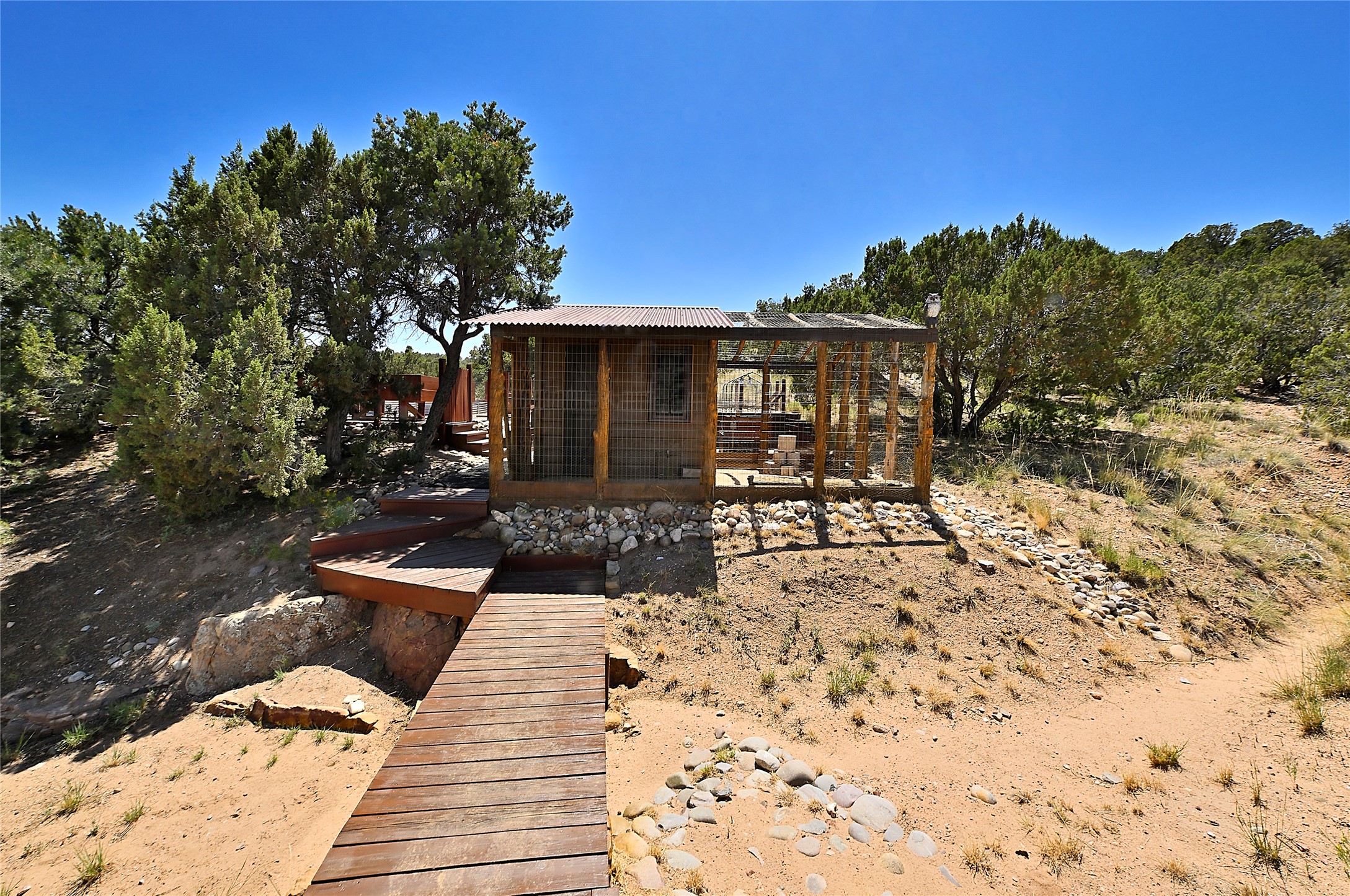 77 Headquarters Trail