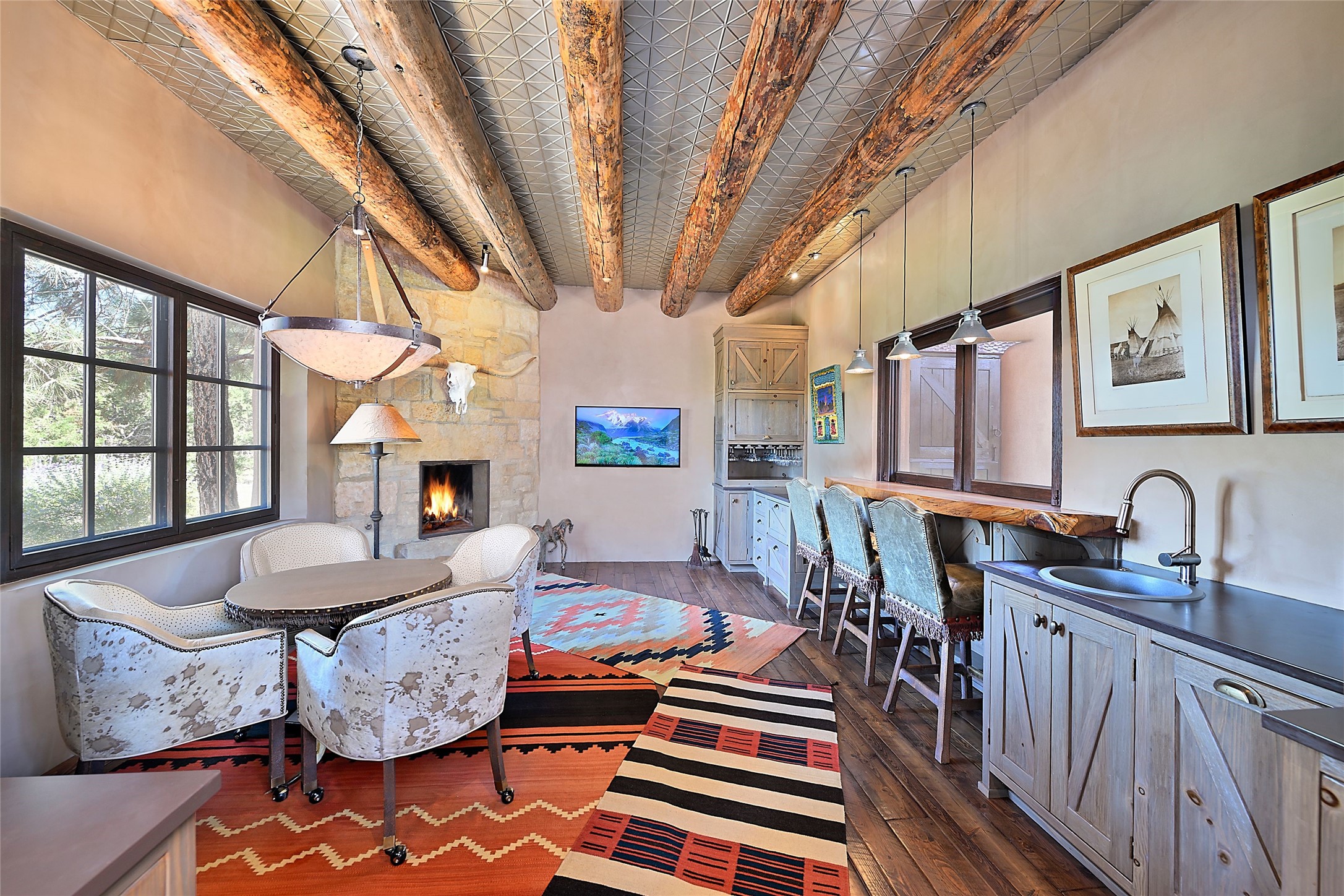 77 Headquarters Trail