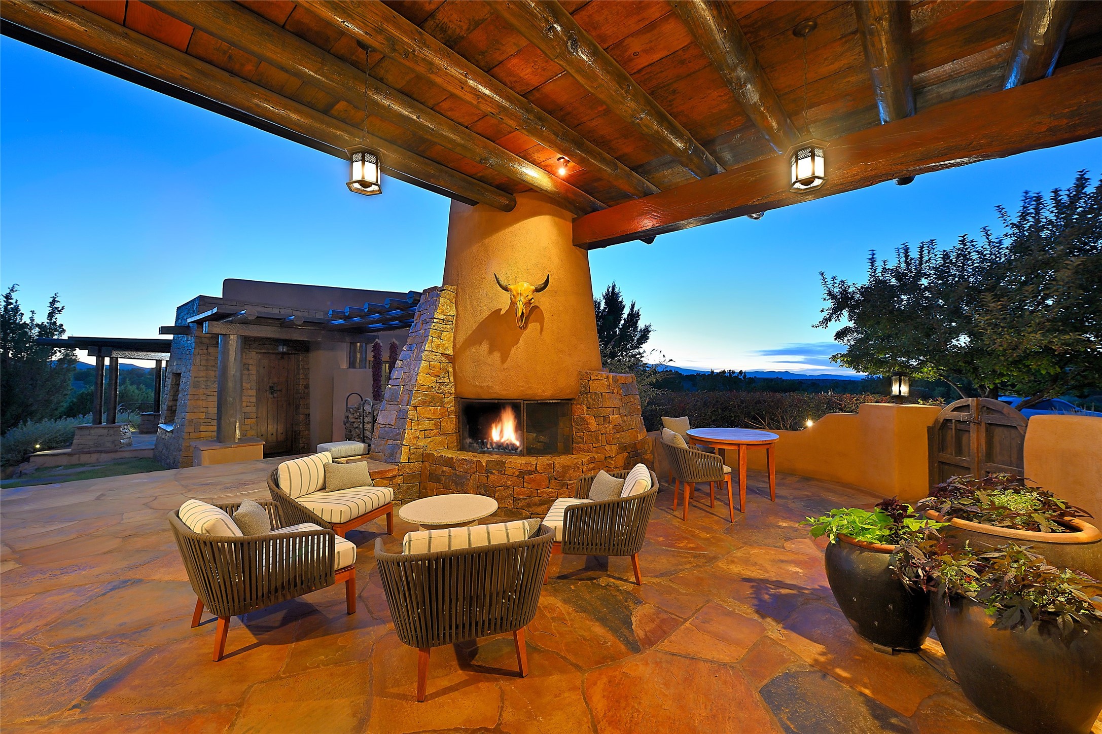 77 Headquarters Trail