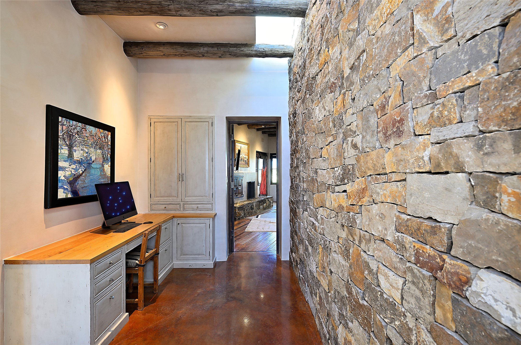 77 Headquarters Trail