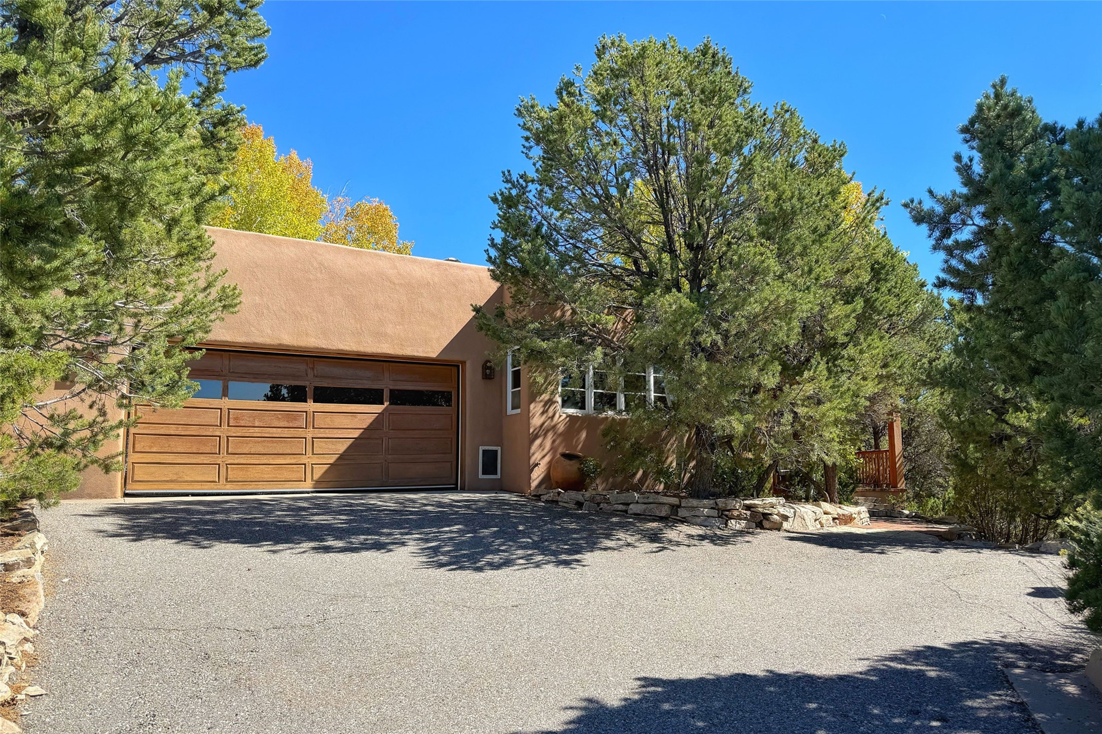 1424 & 1425 Old Sunset Trail