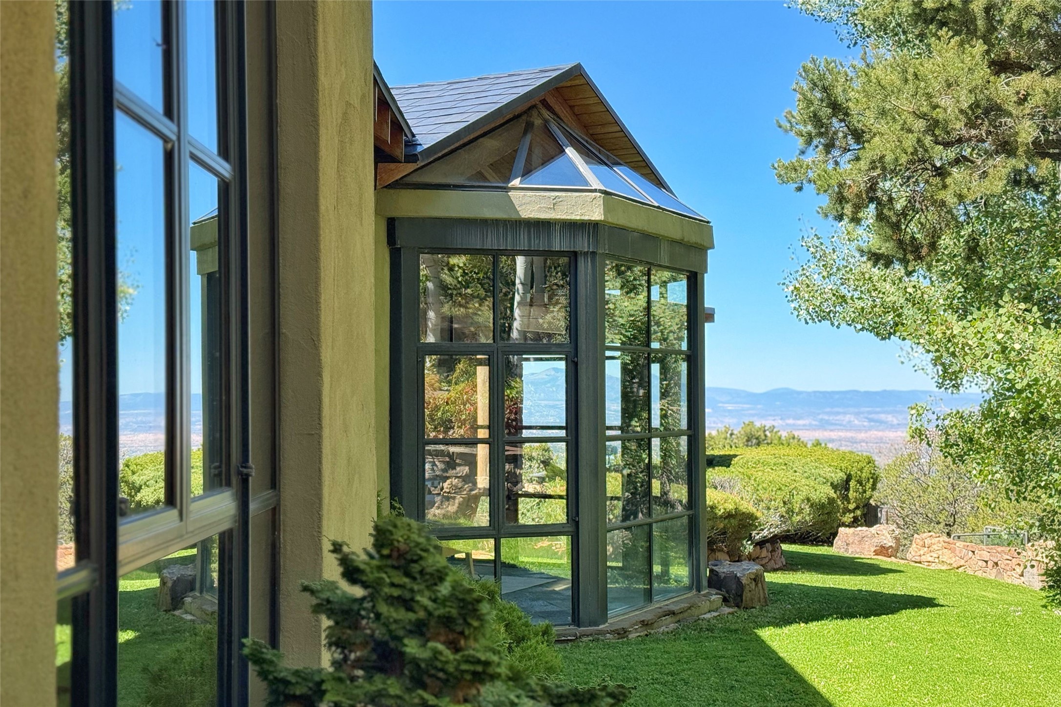 1424 & 1425 Old Sunset Trail