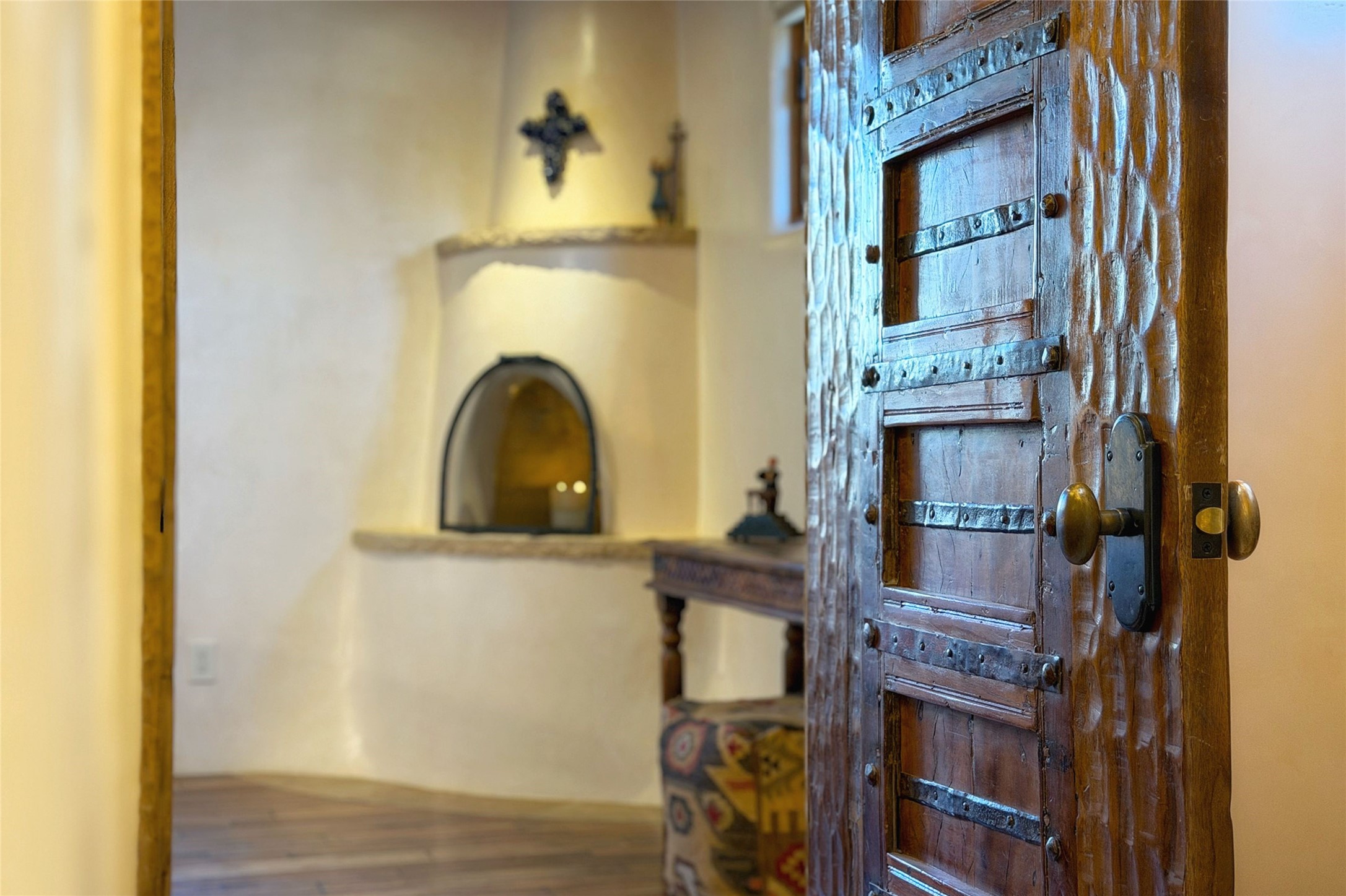 616 C E Alameda Street