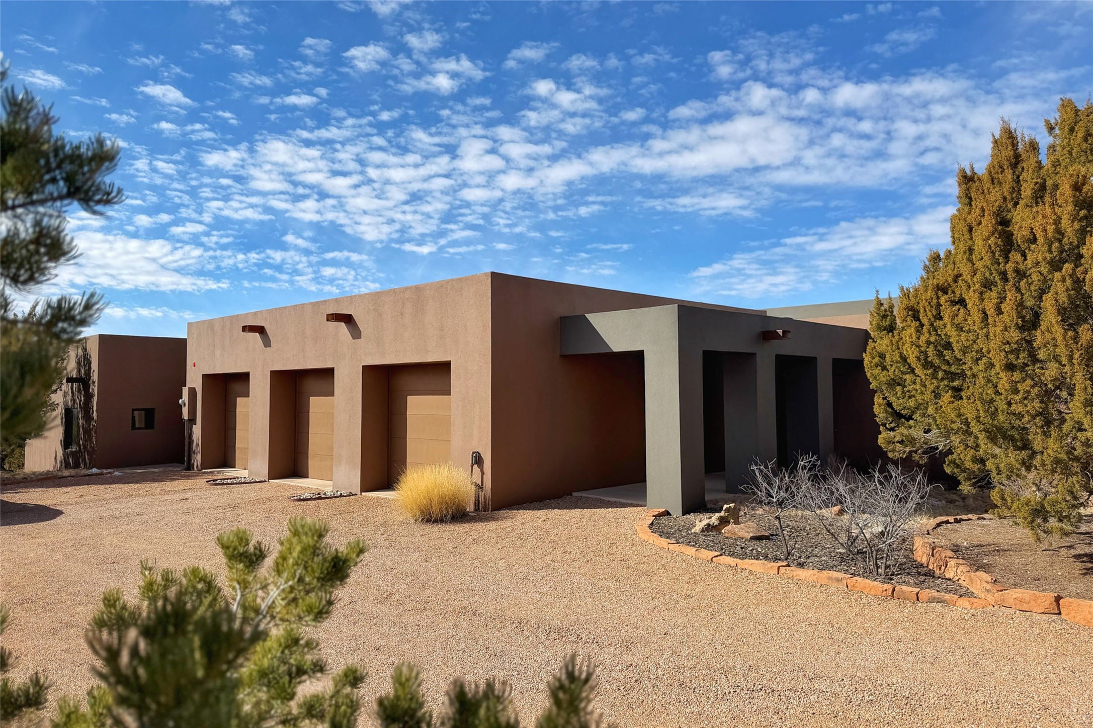 73 La Serena Trail