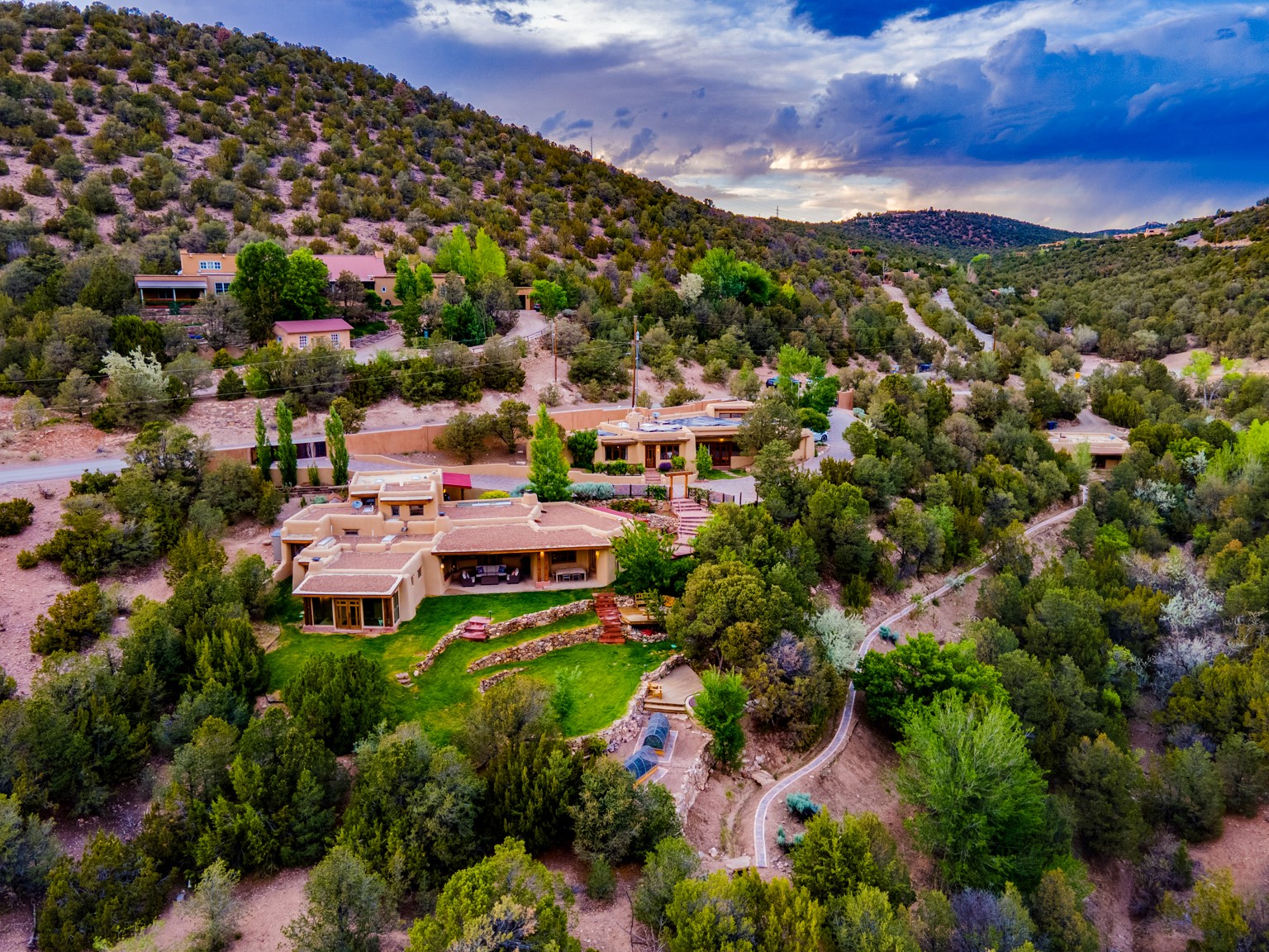 1564 Cerro Gordo Road