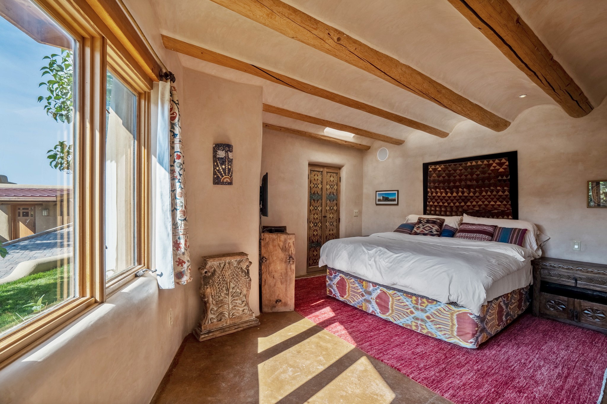 1564 Cerro Gordo Road