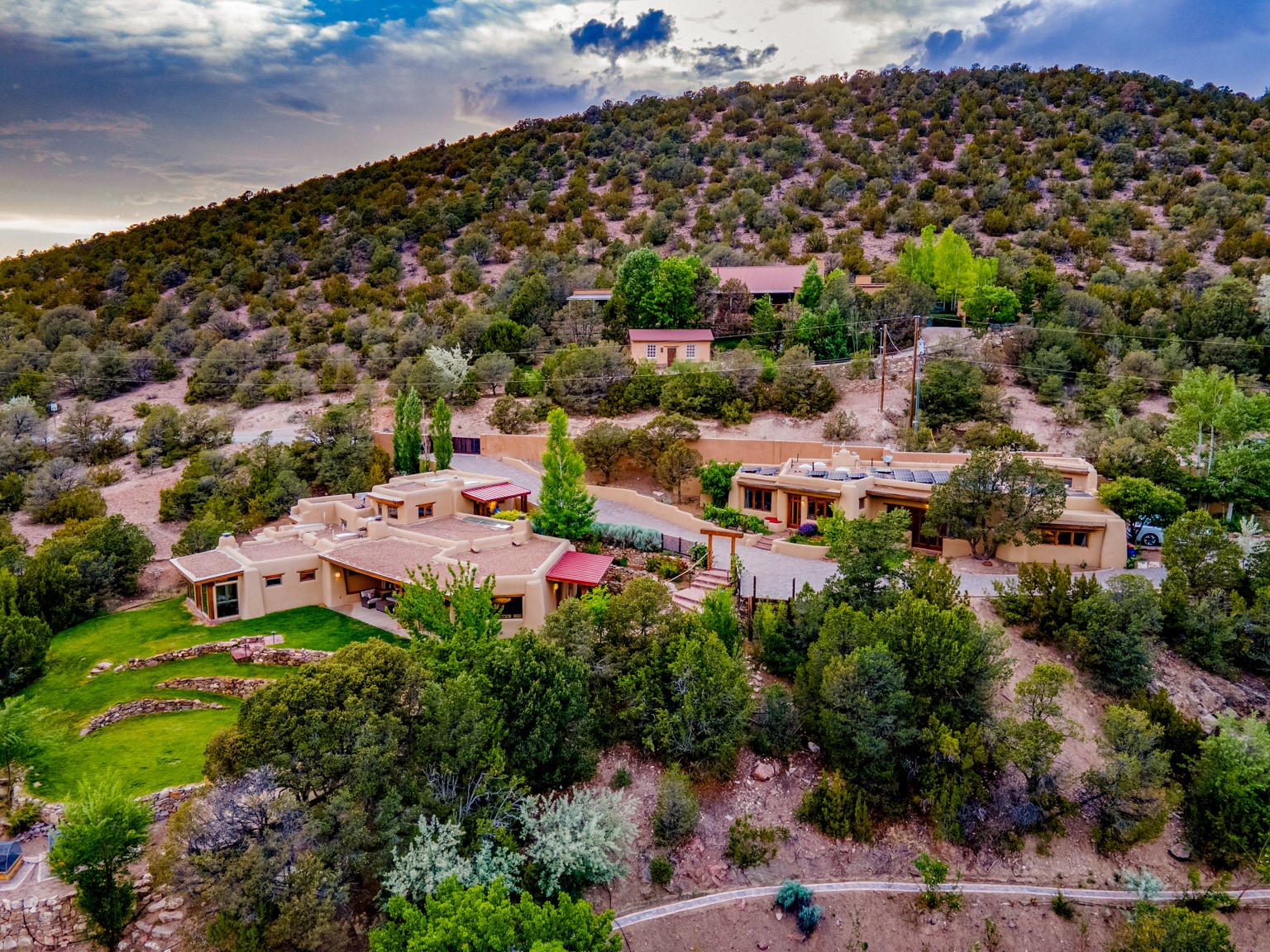 1564 Cerro Gordo Road