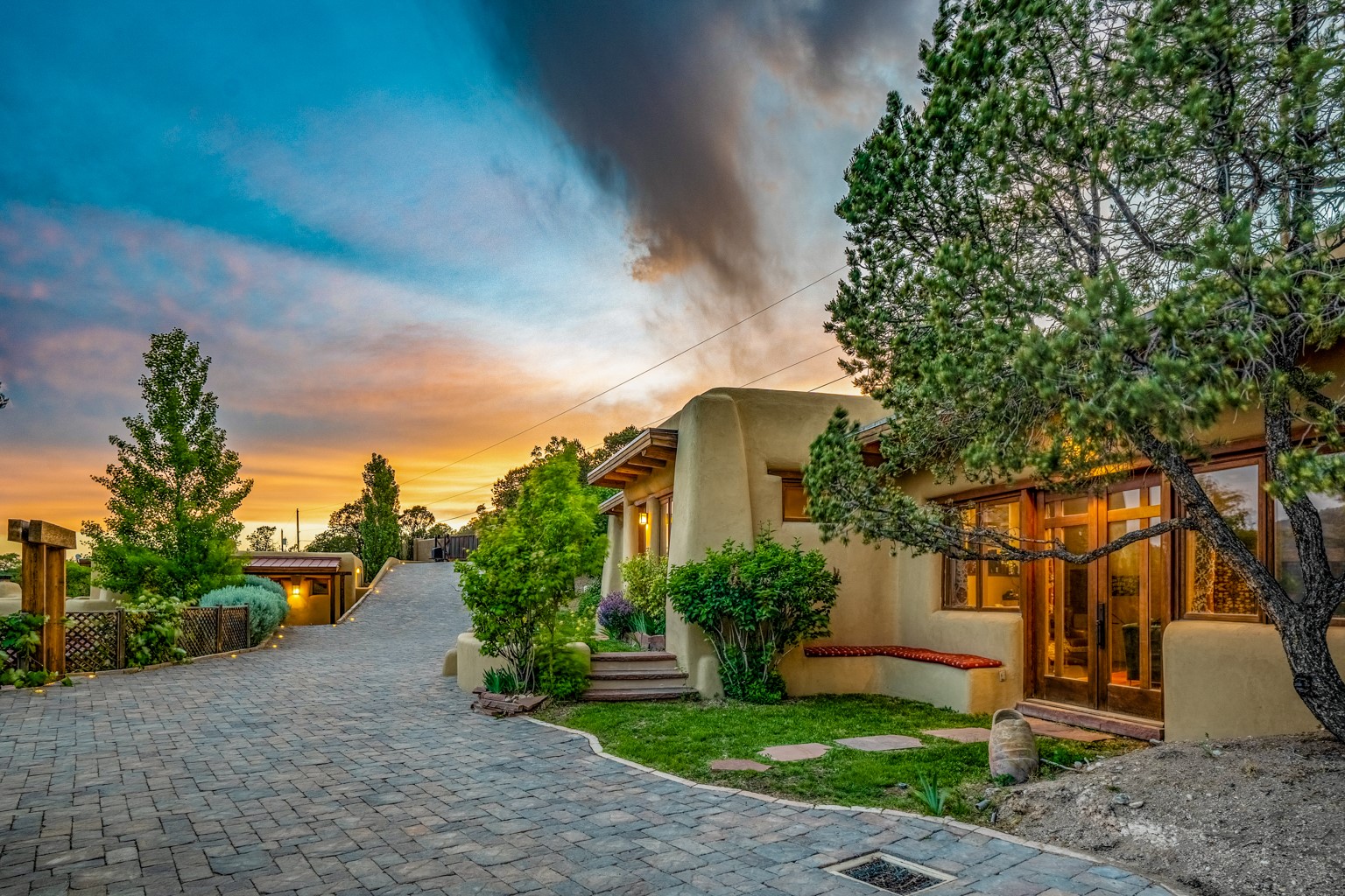 1564 Cerro Gordo Road