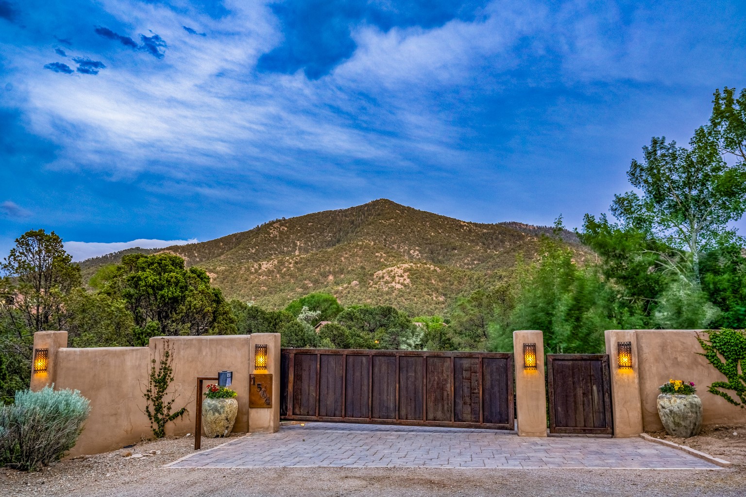 1564 Cerro Gordo Road