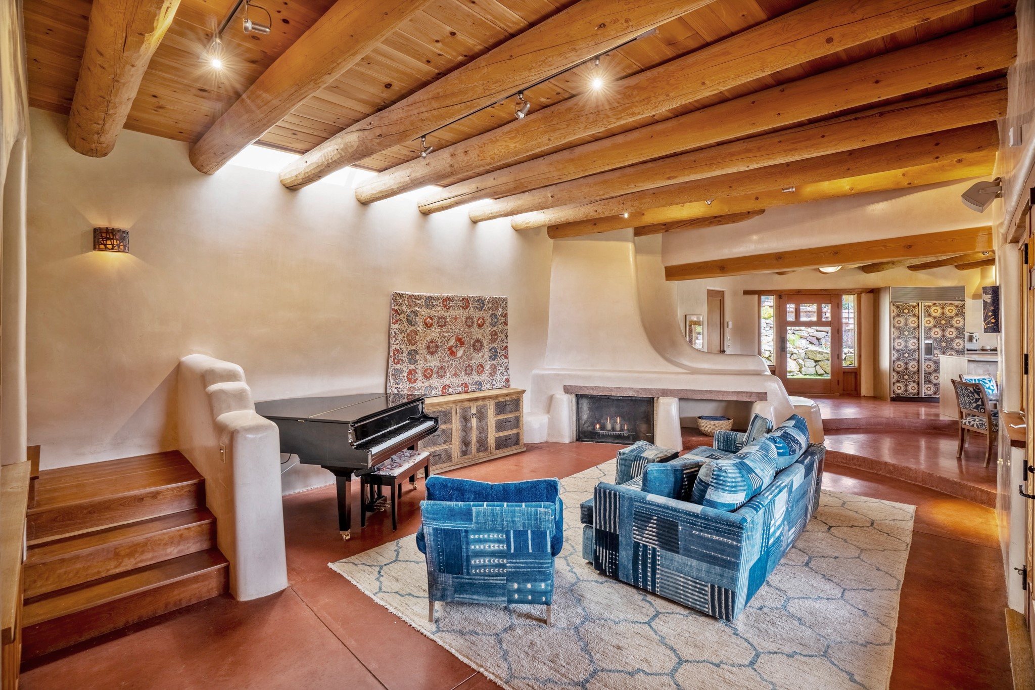 1564 Cerro Gordo Road