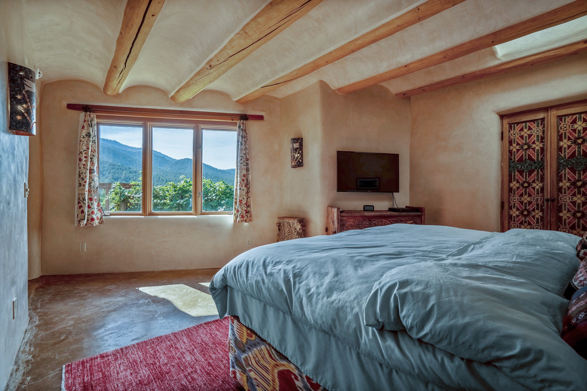 1564 Cerro Gordo Road