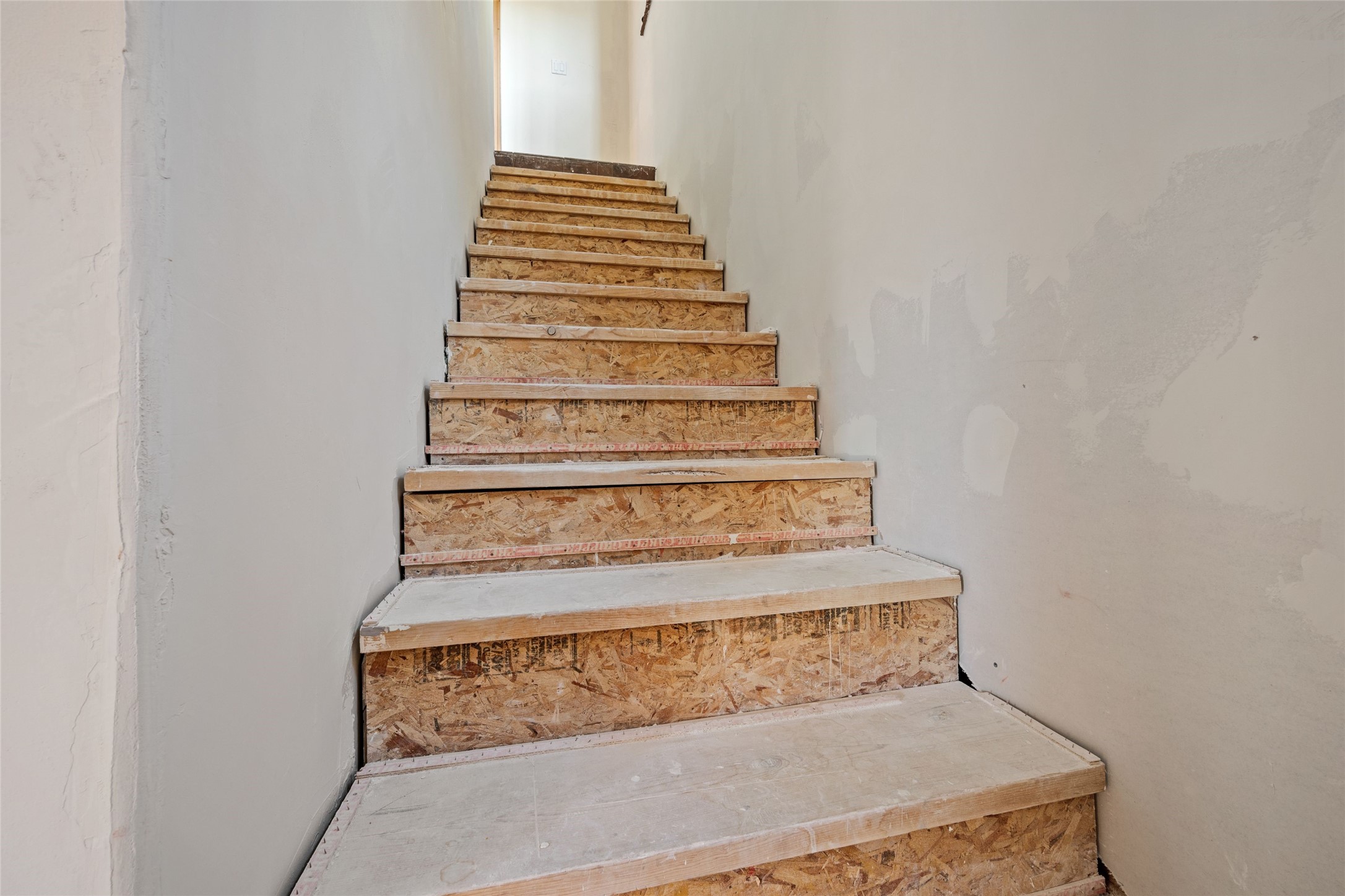 147 Gonzales Road 18