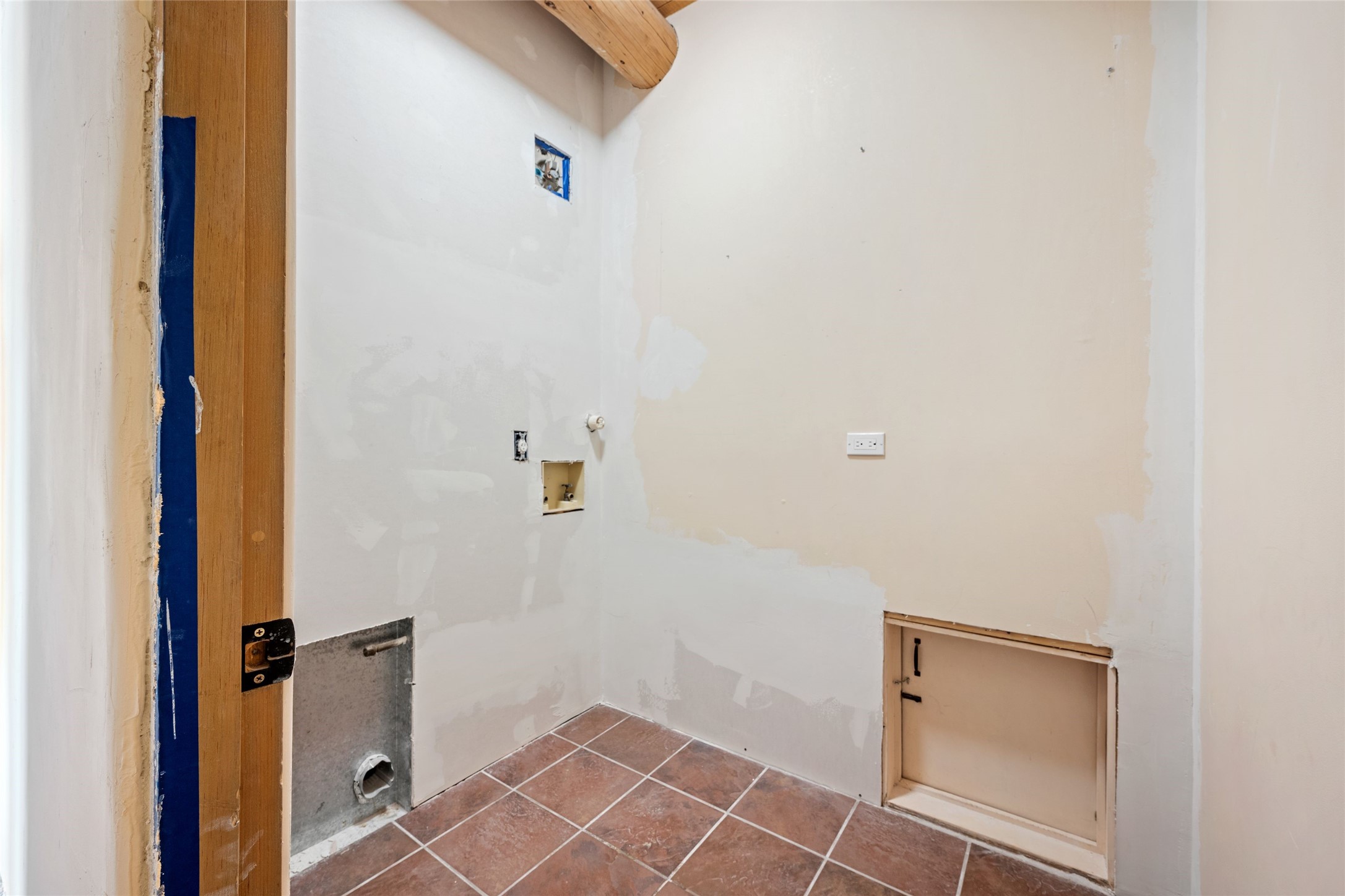 147 Gonzales Road 18