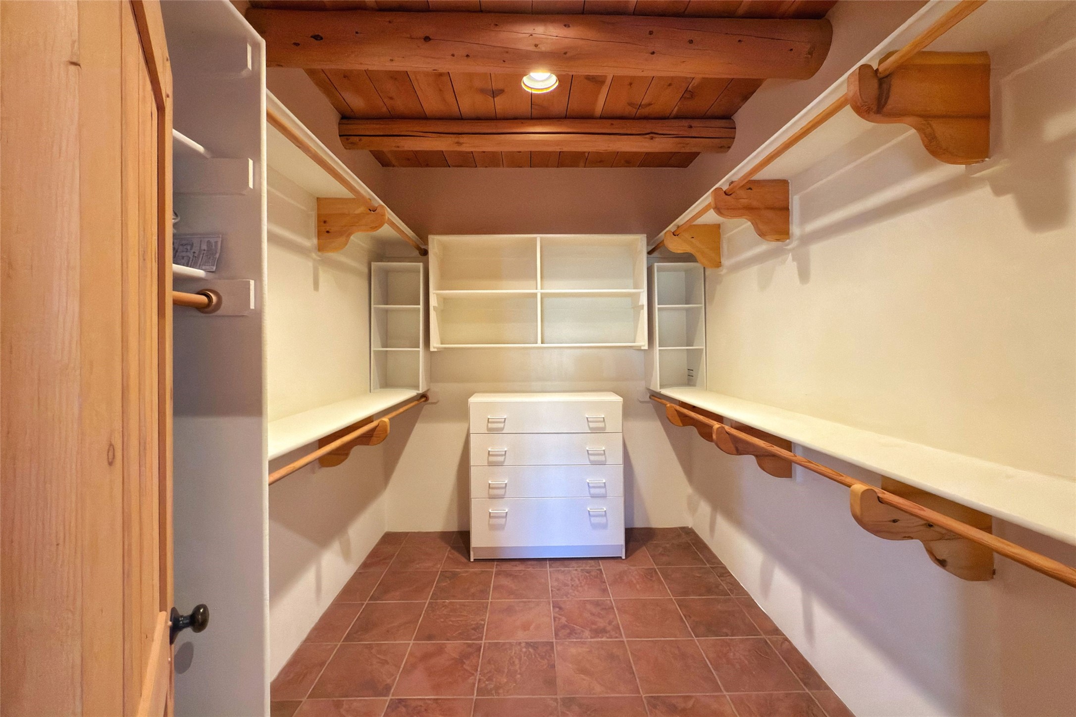 147 Gonzales Road 18