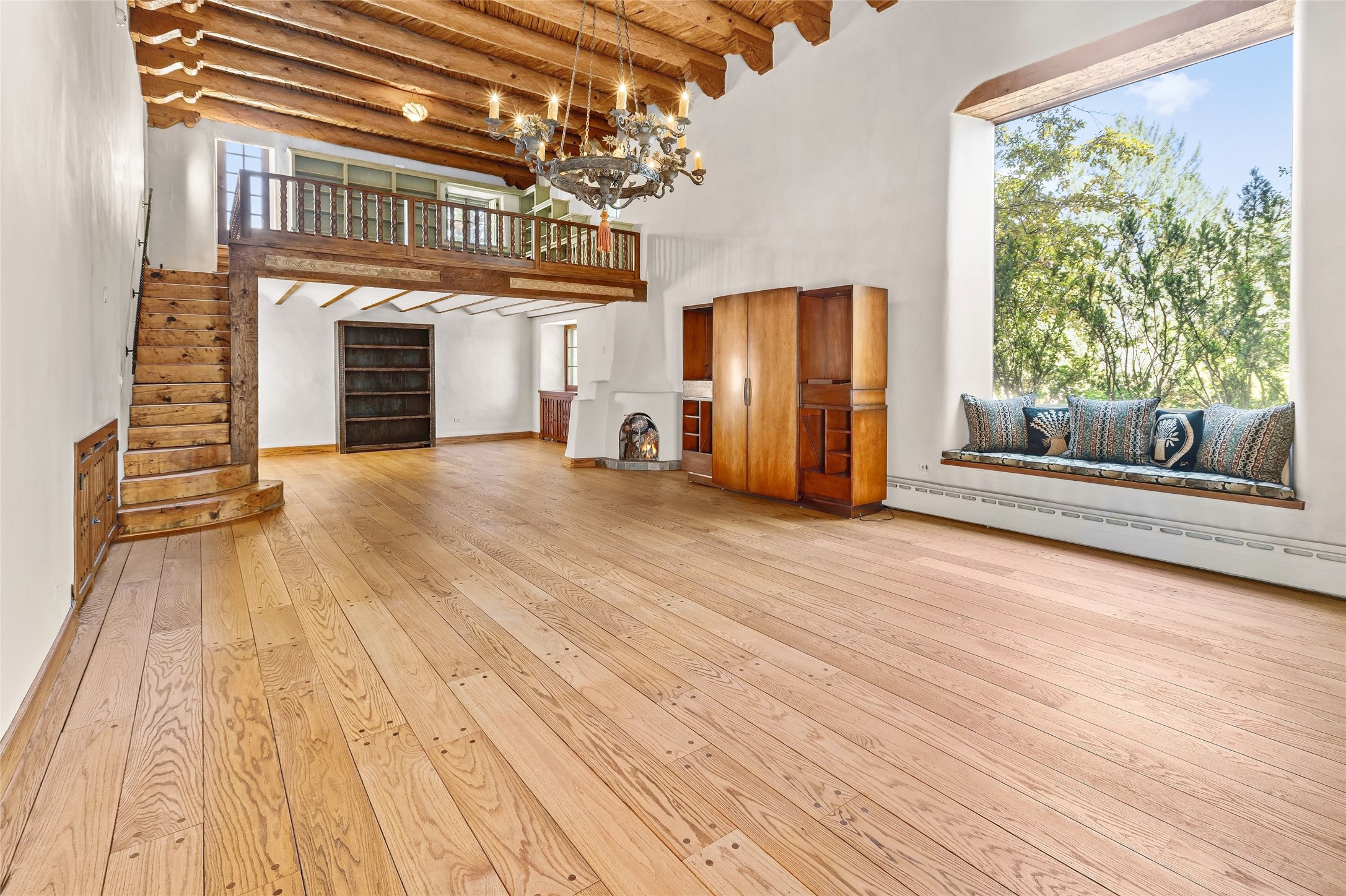 503 Camino Del Monte Sol