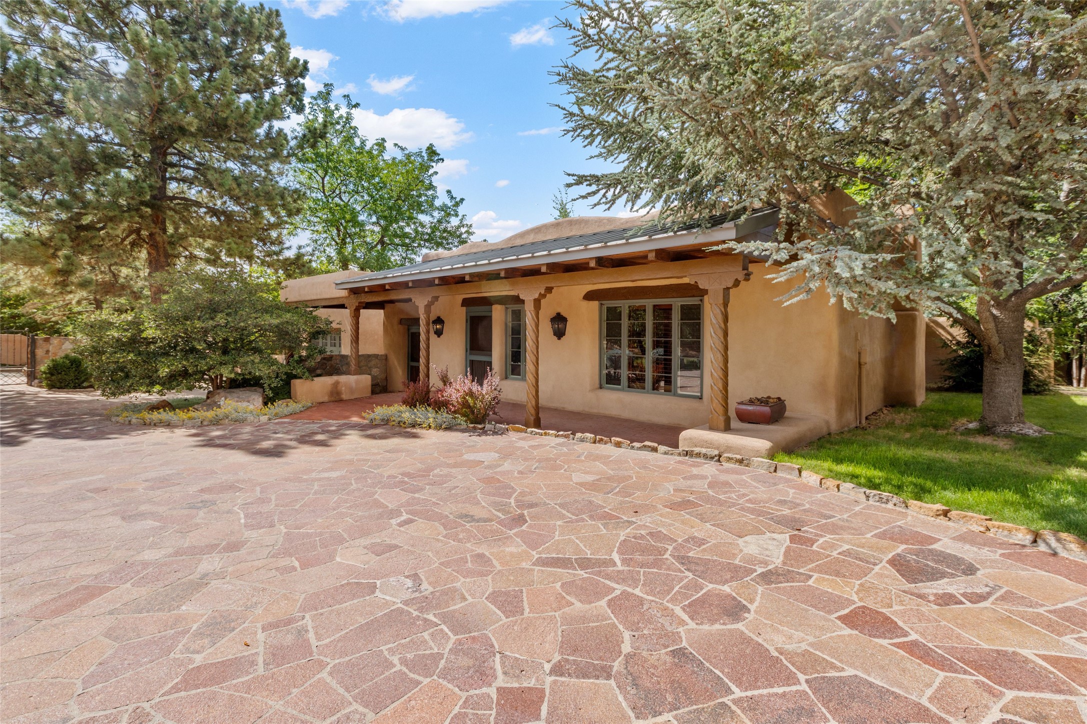 503 Camino Del Monte Sol