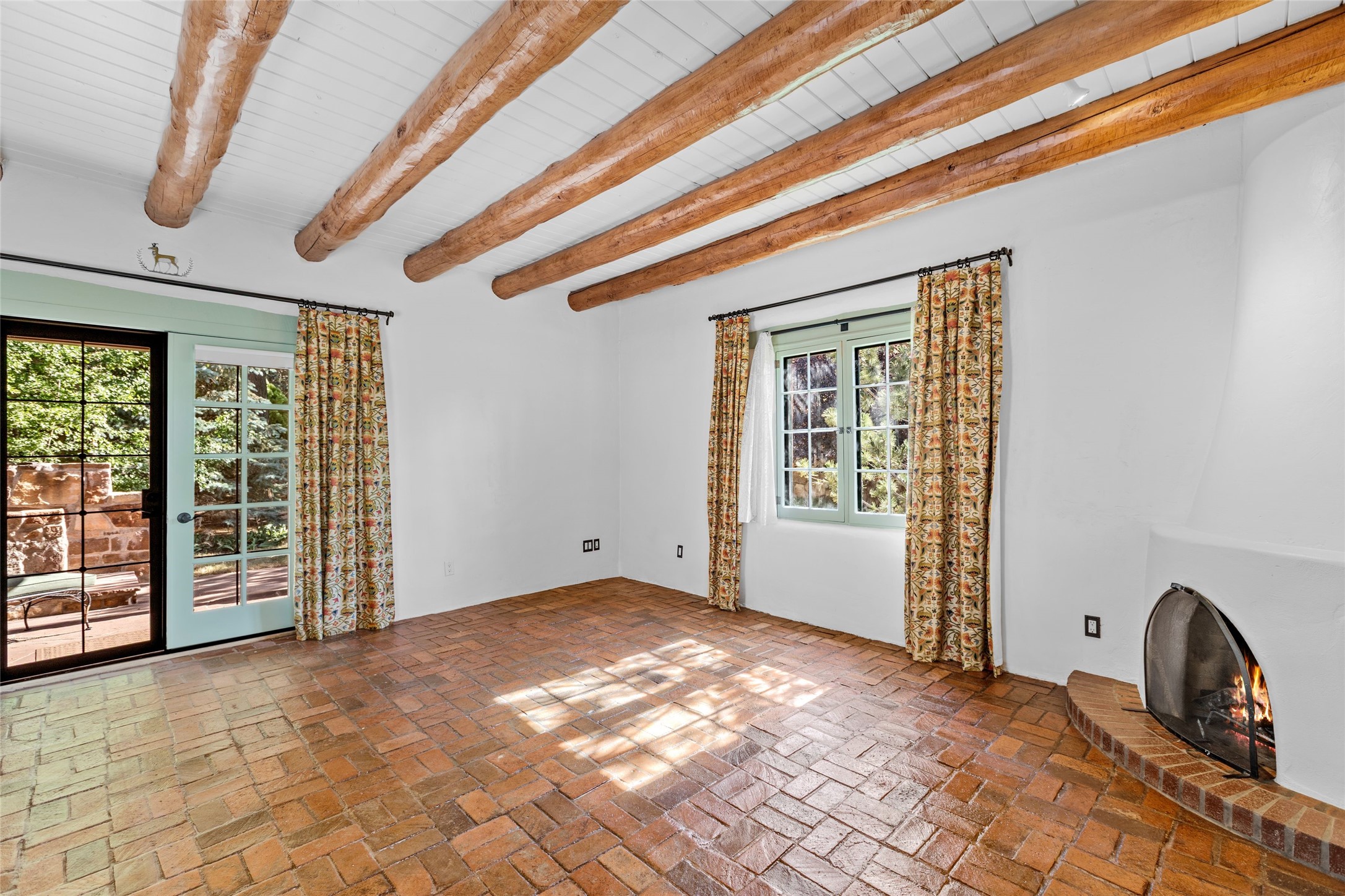 503 Camino Del Monte Sol