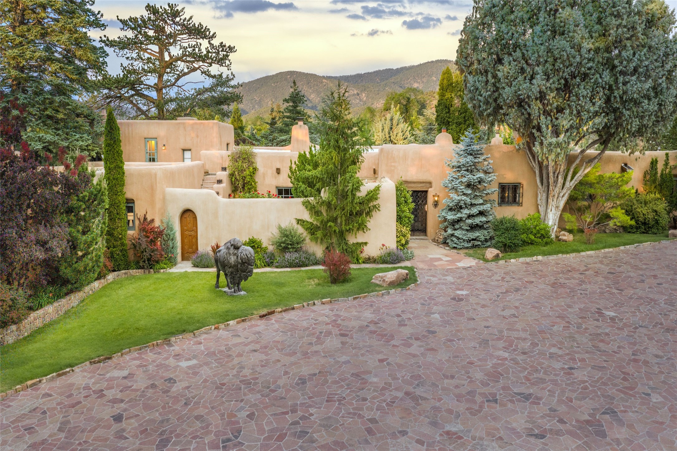 503 Camino Del Monte Sol