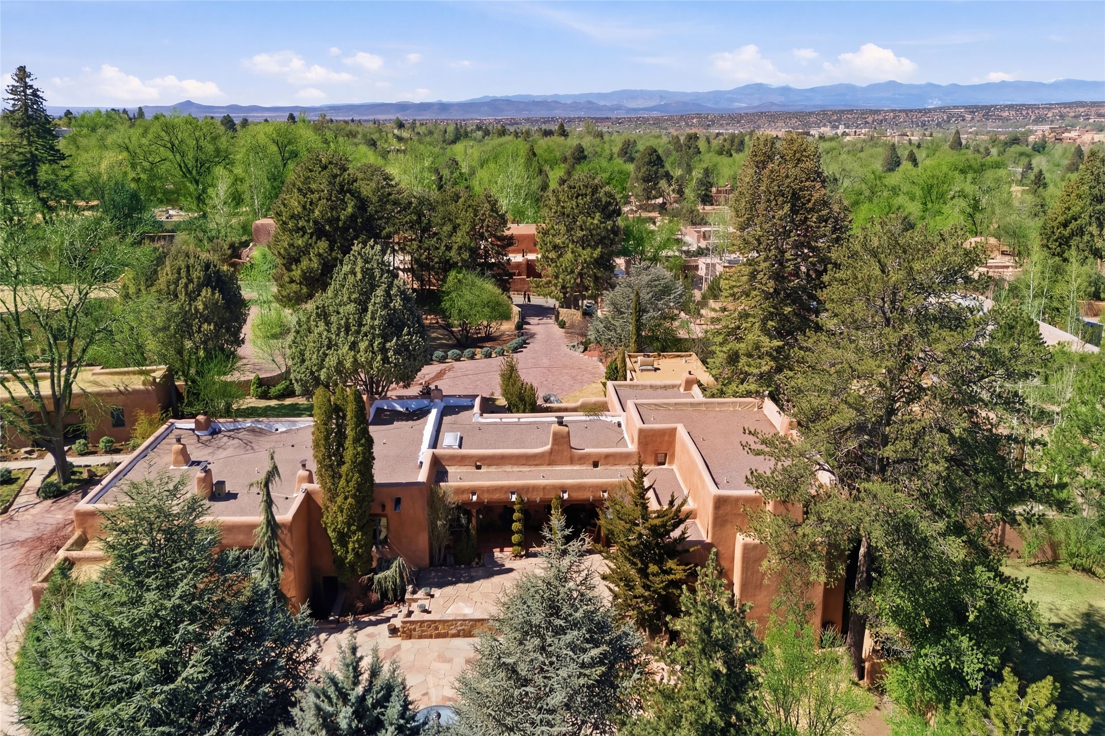 503 Camino Del Monte Sol