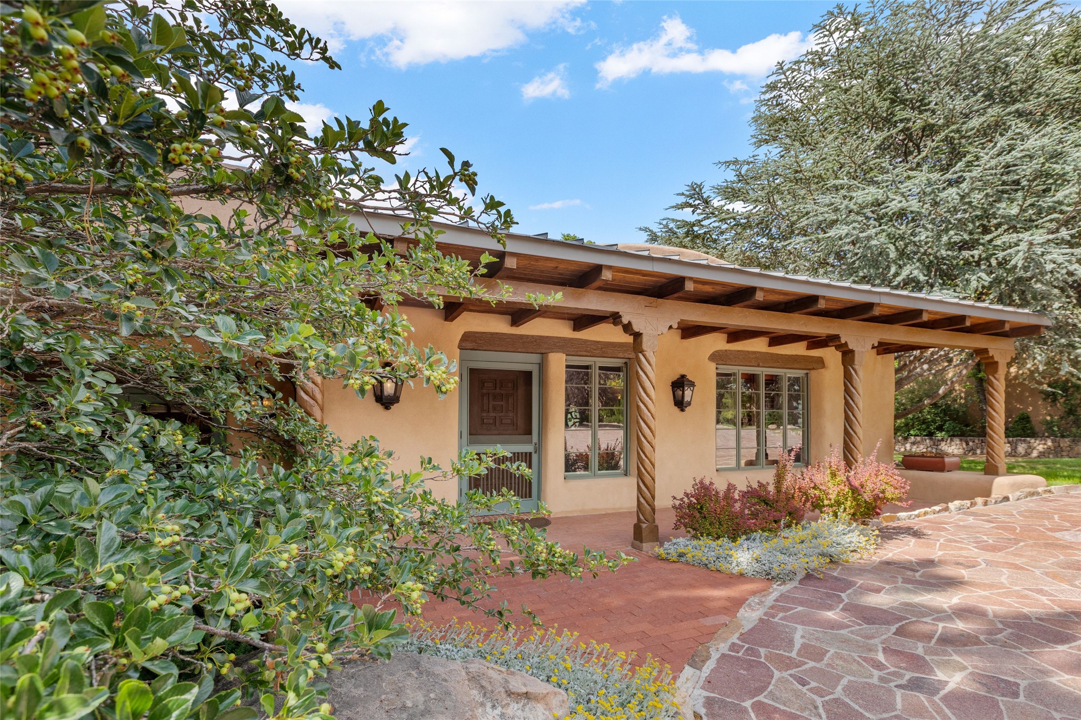 503 Camino Del Monte Sol