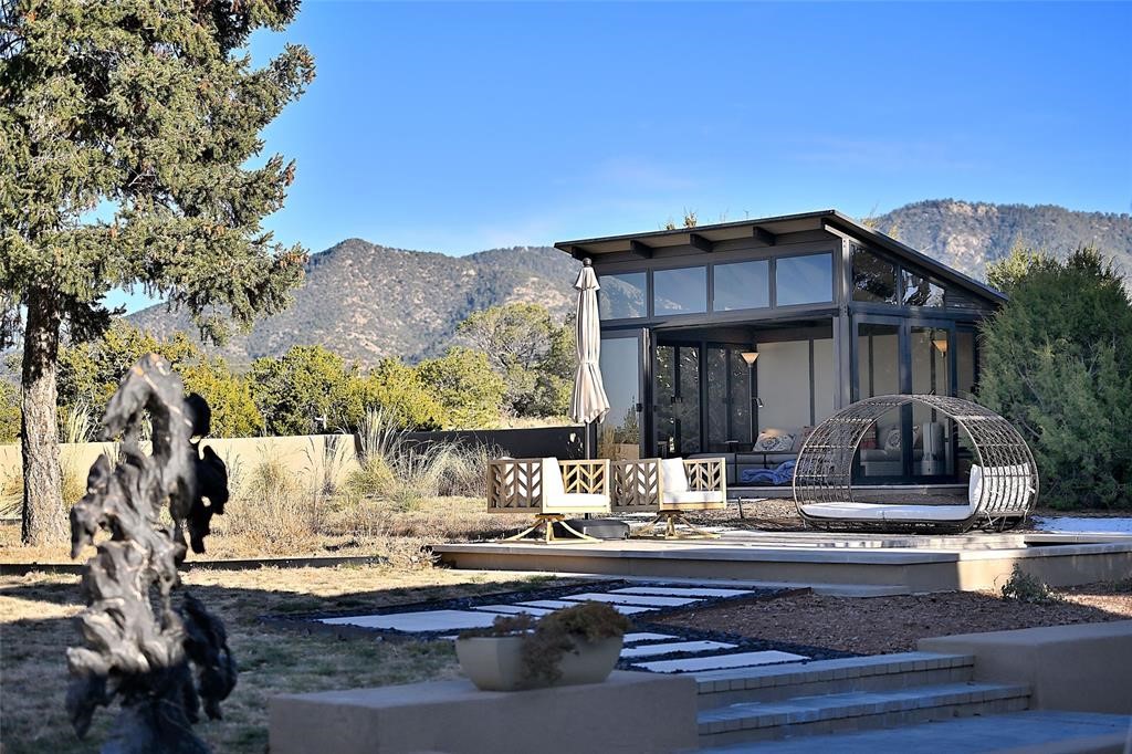 915 Old Santa Fe Trail