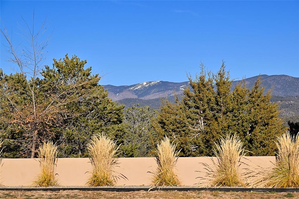 915 Old Santa Fe Trail