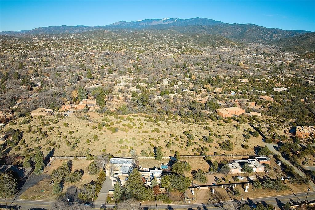 915 Old Santa Fe Trail