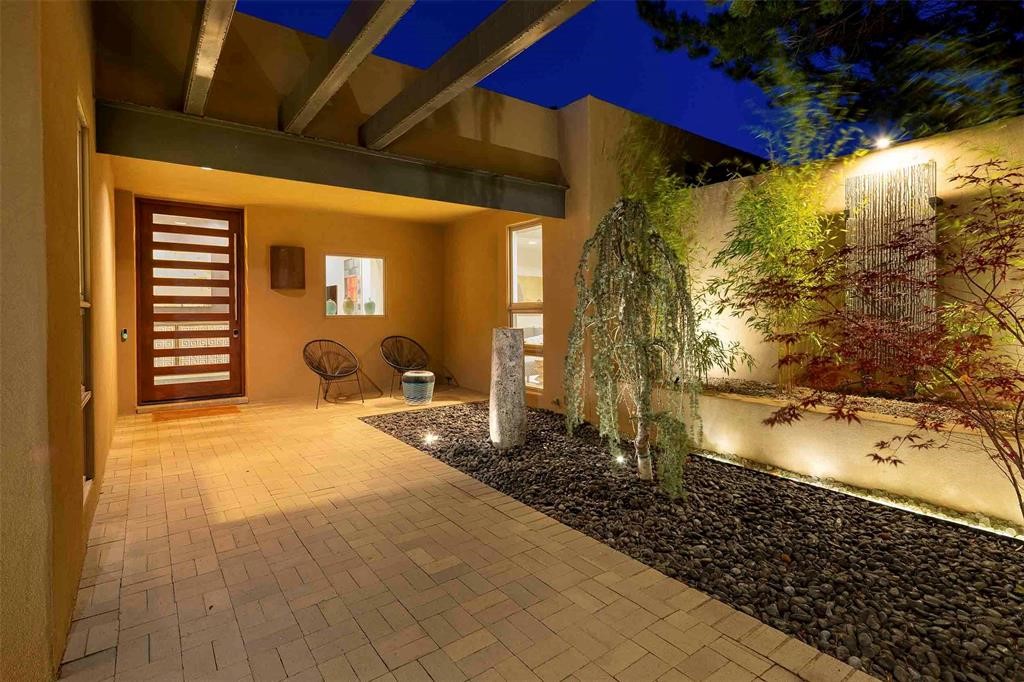 915 Old Santa Fe Trail