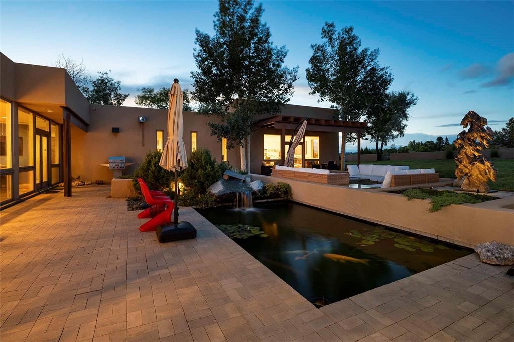 915 Old Santa Fe Trail