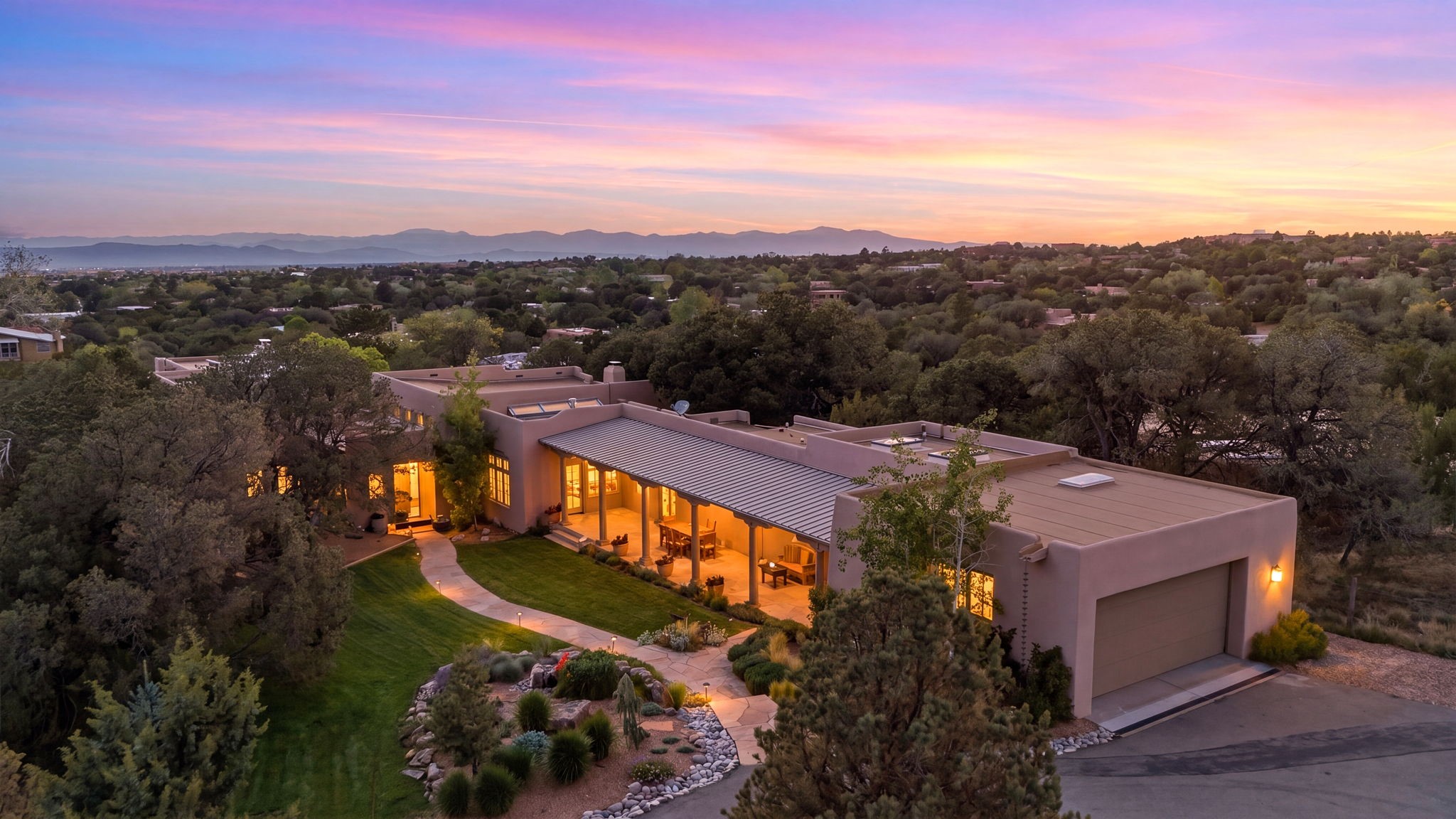 3876 Old Santa Fe Trail
