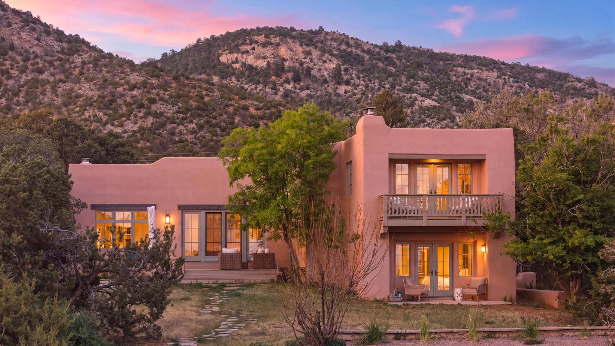 3876 Old Santa Fe Trail